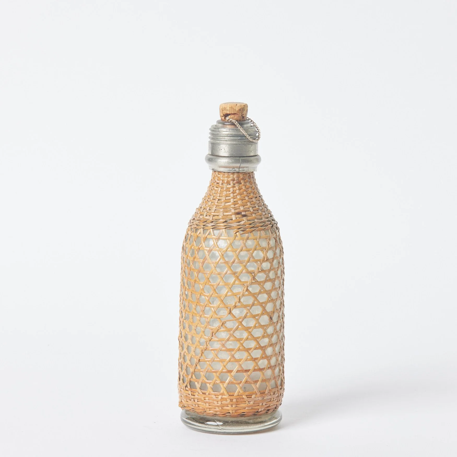 EST_Vessels_Bottles_Wood_ESTBOT0005_7DX23H_01.jpg