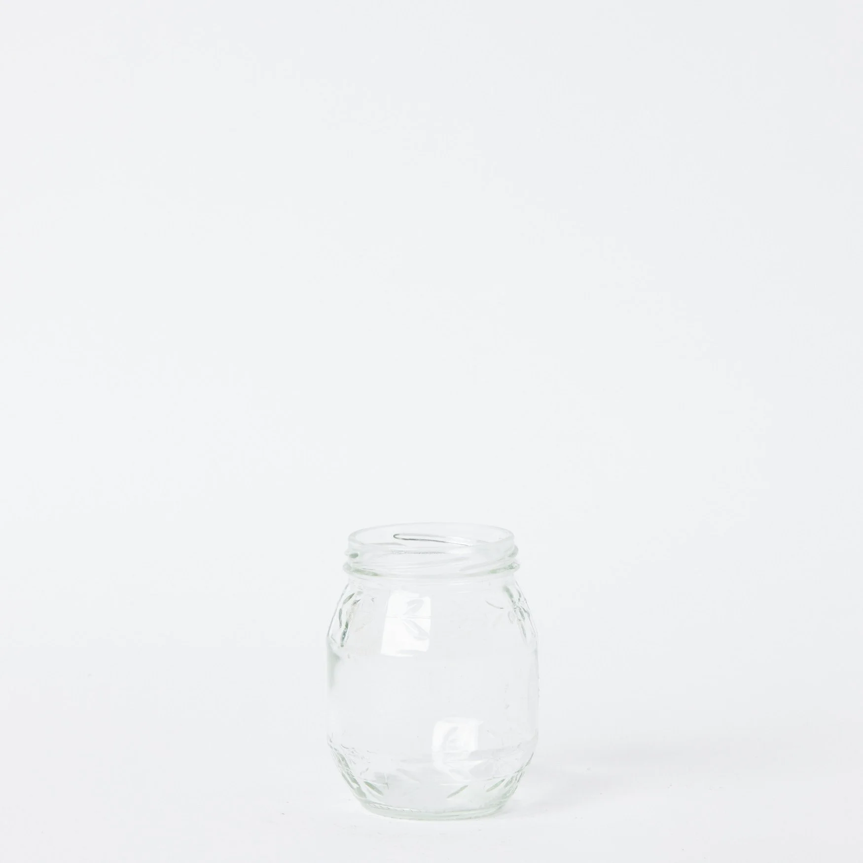 EST_Vessels_Jars_Glass_ESTJAR0007_8Dx11H_01.jpg