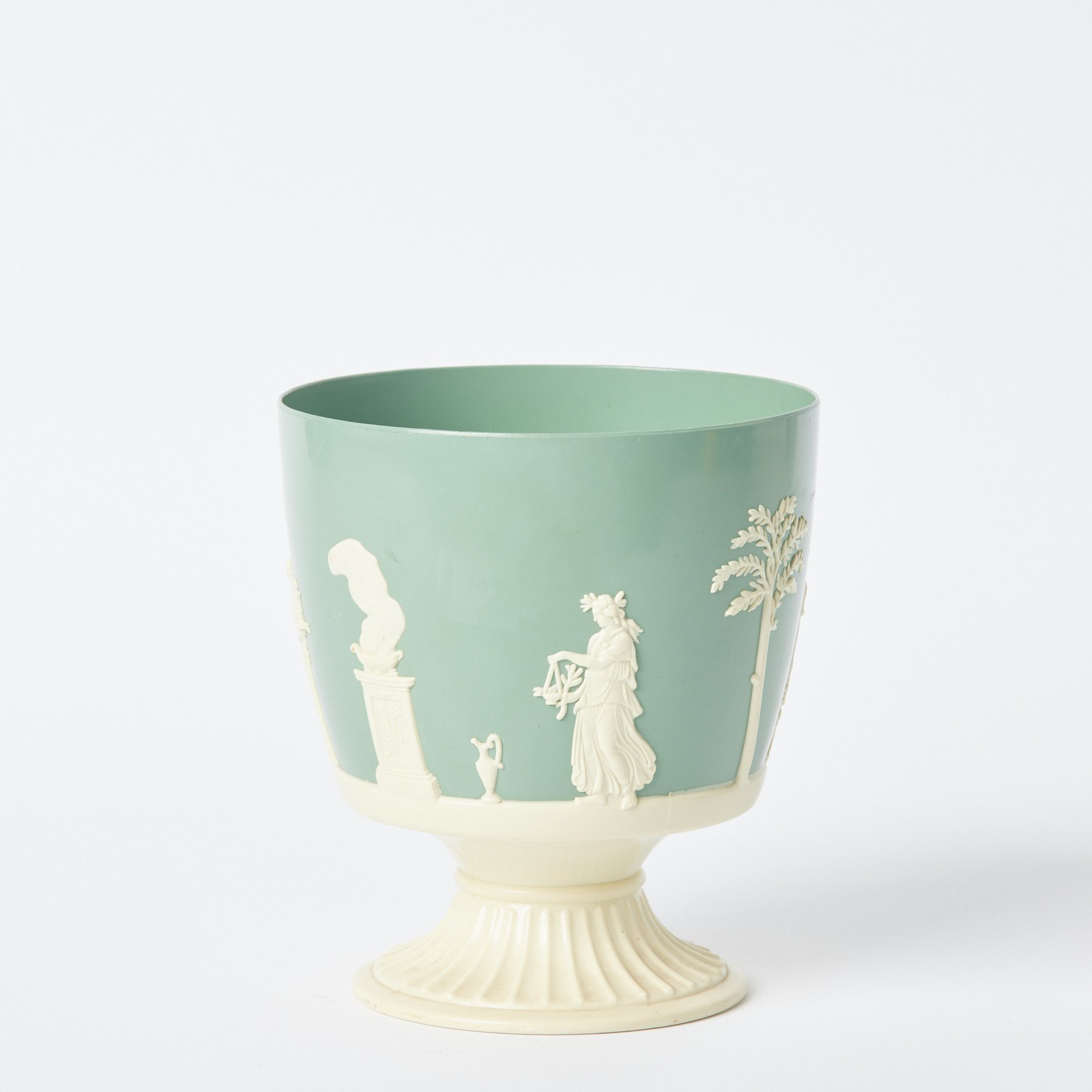 EST_Vessels_Miscellaneous_Green_ESTMISC0055_16Dx18H_01.jpg