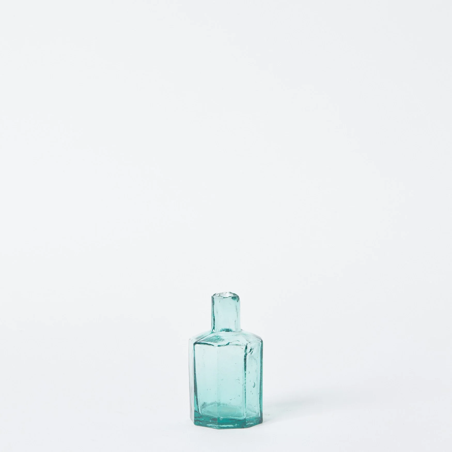 EST_Vessels_Miscellaneous_Green_ESTMISC0058_5Dx9H_01.jpg
