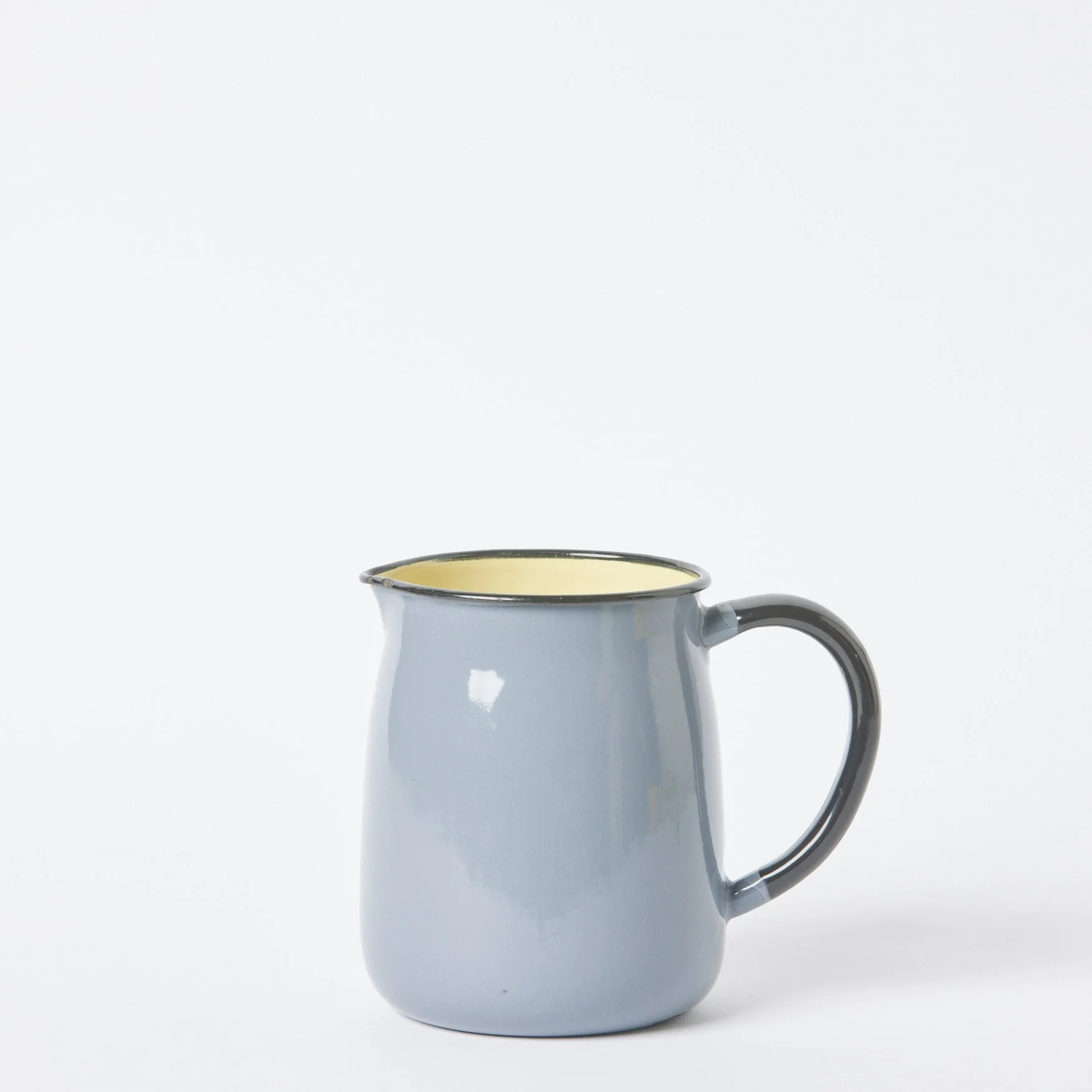 EST_Serverware_Jugs_Enamel_DKJUG0086_10Dx14H_01.jpg