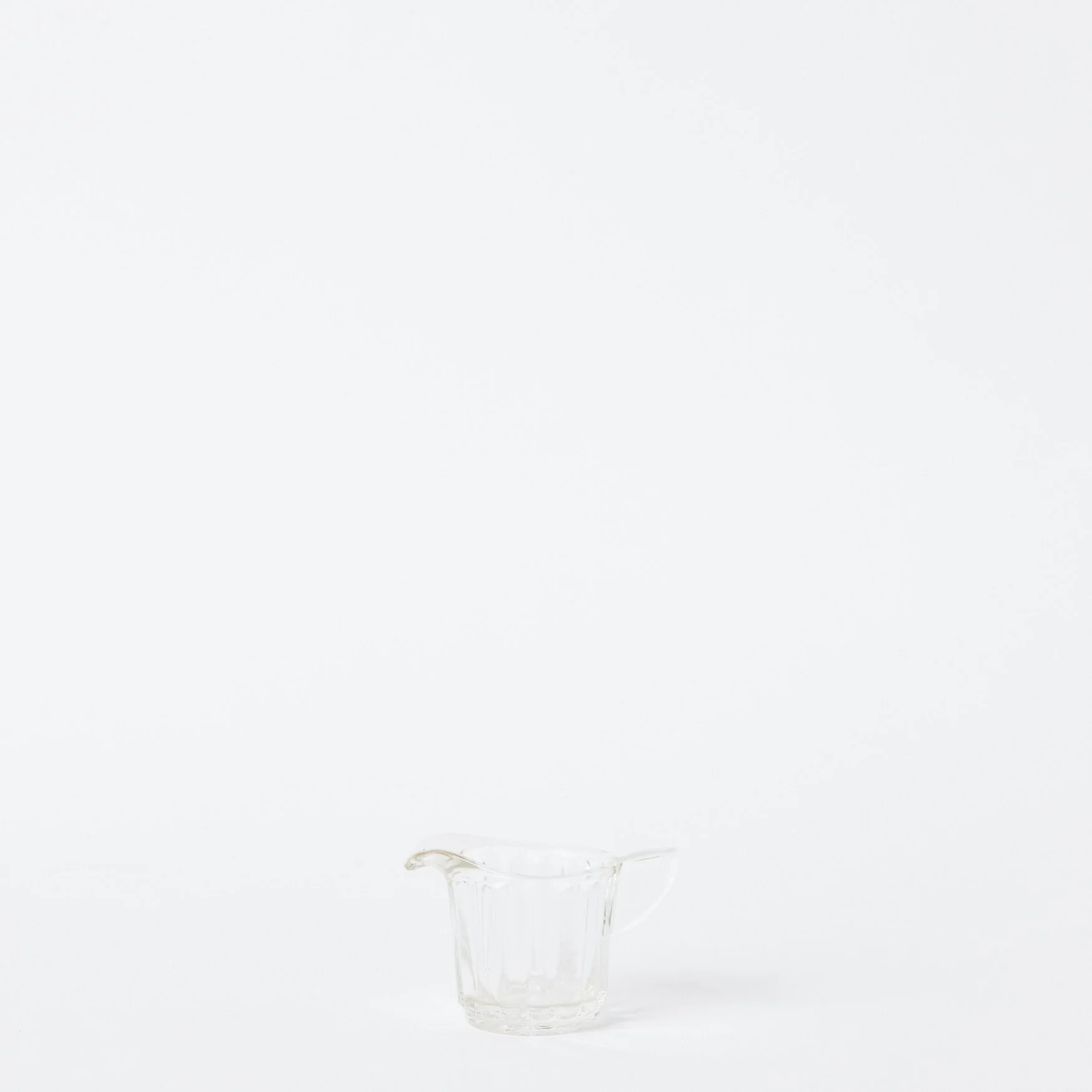 EST_Serverware_Jugs_Glass_DKJUG0096_6H_01.jpg