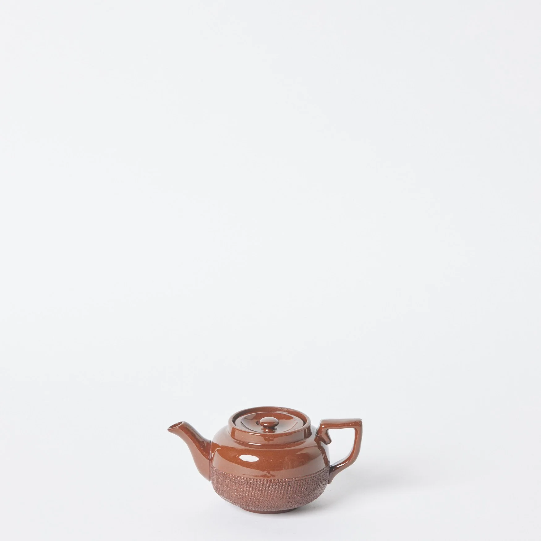 EST_Serverware_Teapots_Brown_ESTTPOT0011_10Dx8H_01.jpg