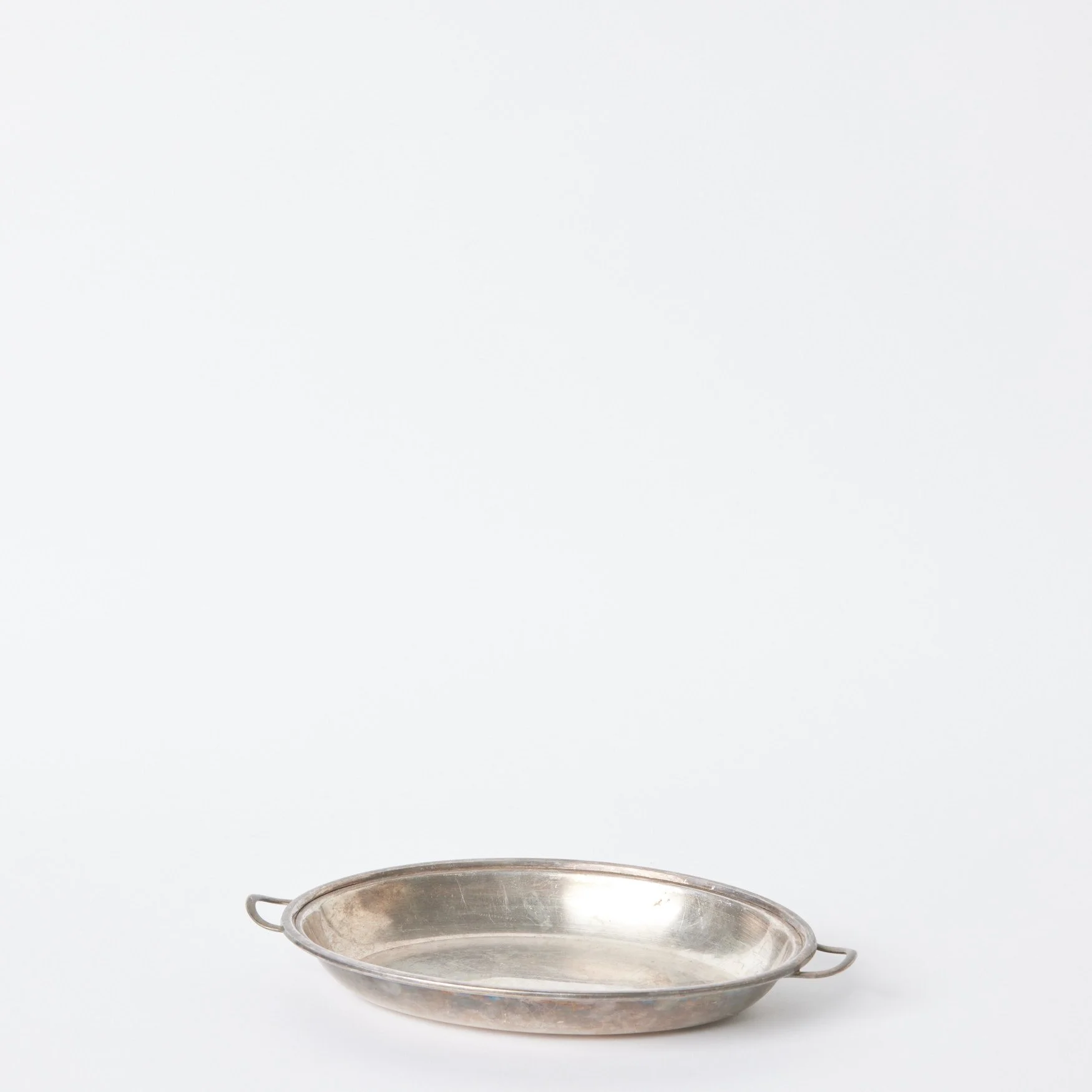 EST_Serverware_Trays_Metal_ESTTRAY0003_30Lx19W_01.jpg