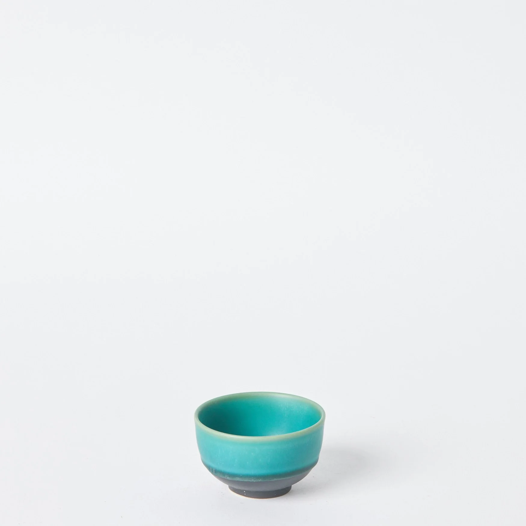 EST_Tableware_Bowls_Green_DKBOWL0578_9D_01.jpg
