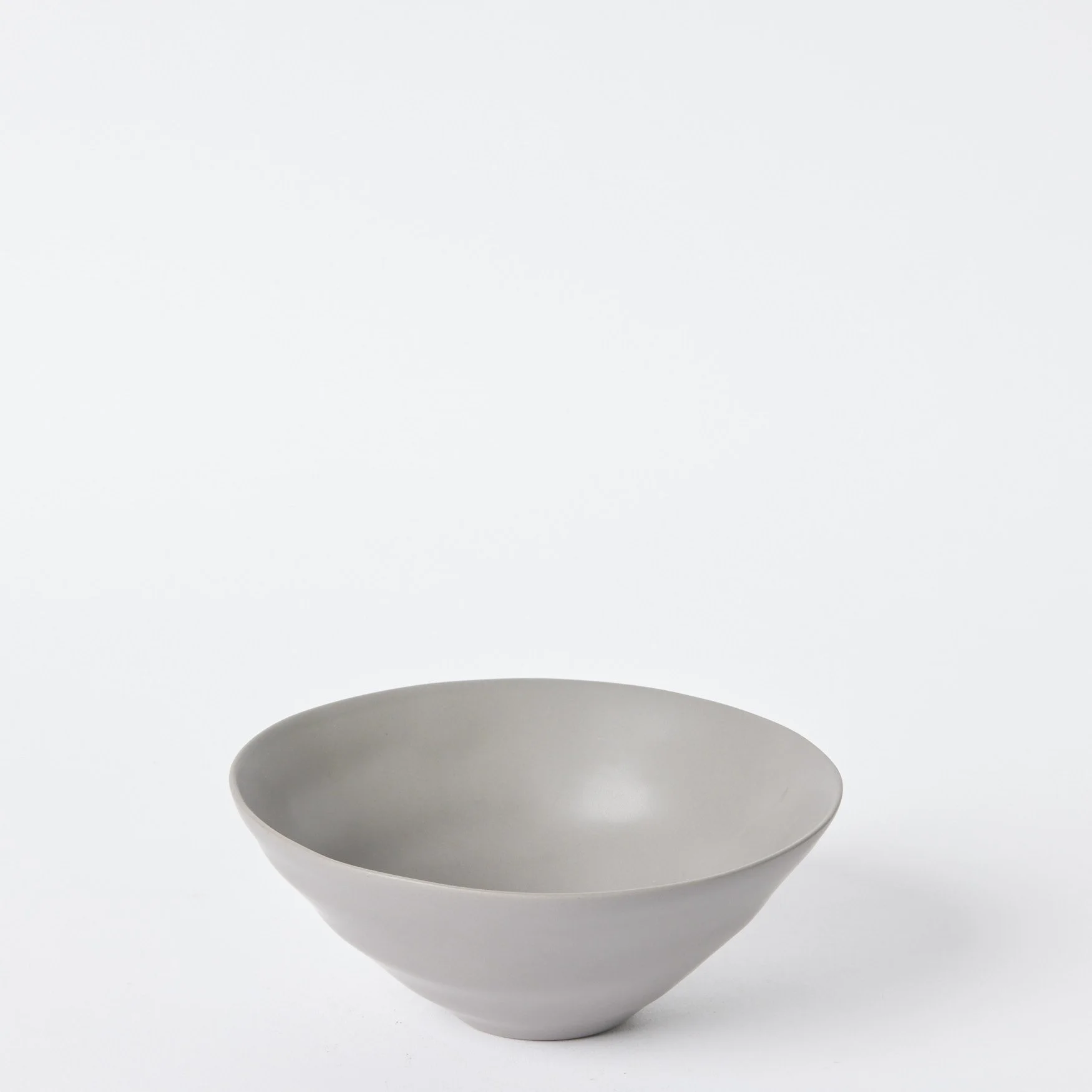 EST_Tableware_Bowls_Grey_DKBOWL0407_19D_01.jpg
