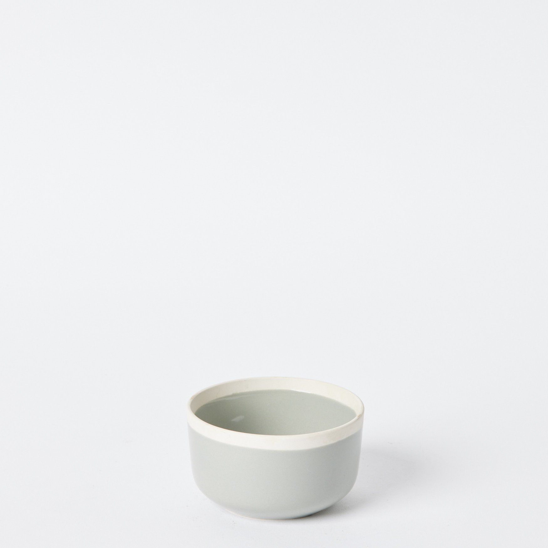 EST_Tableware_Bowls_Grey_DKBOWL0426_11D_01.jpg