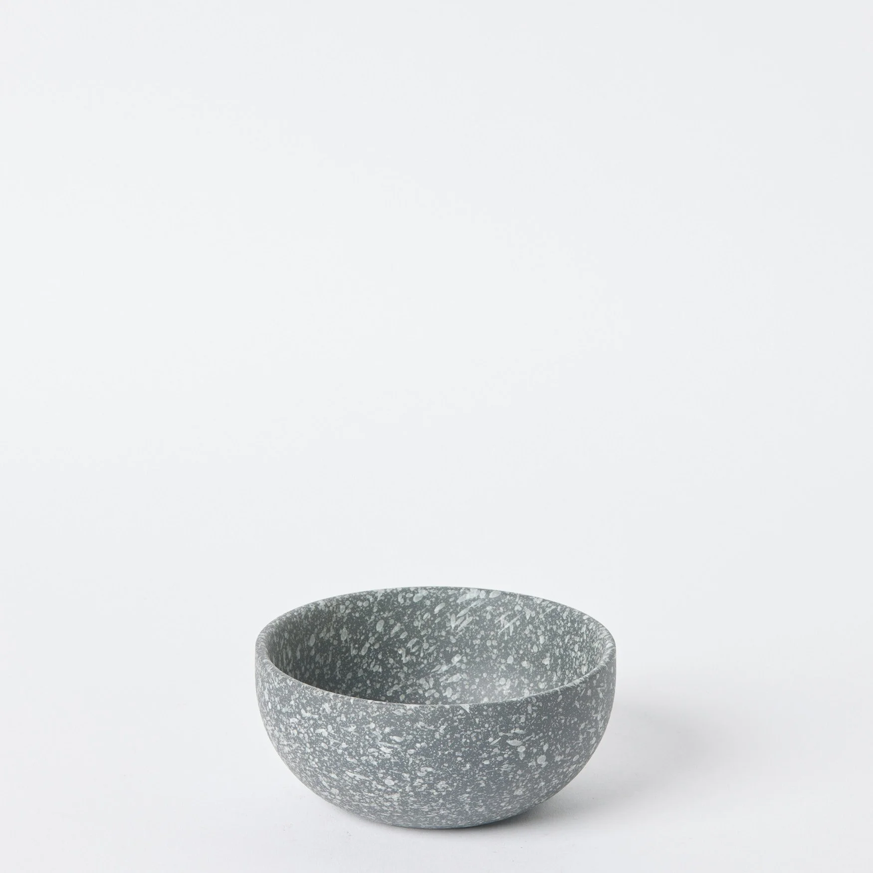 EST_Tableware_Bowls_Grey_DKBOWL0432_15D_01.jpg