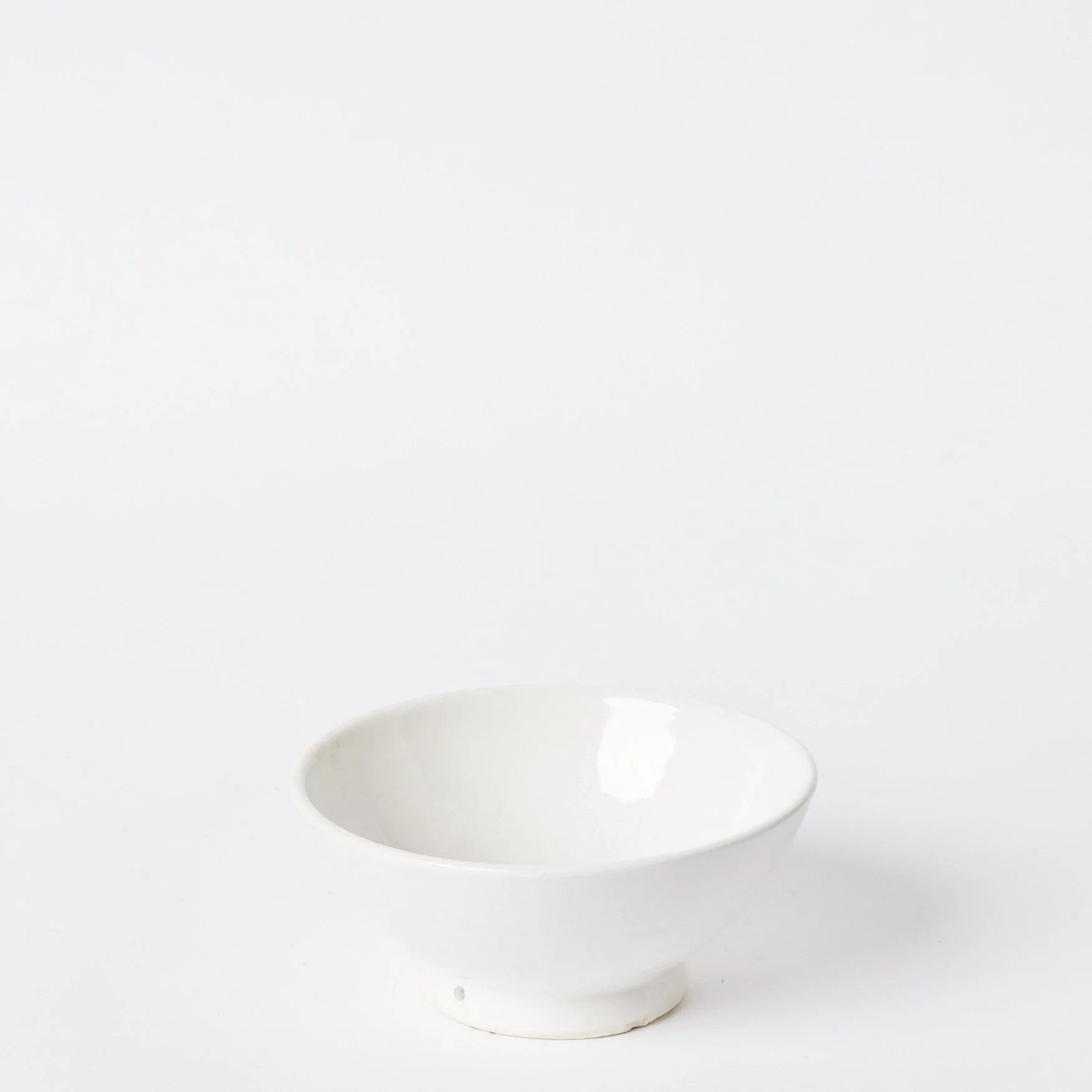 EST_Tableware_Bowls_WhiteNeutral_DKBOWL0017_17D_01.jpg