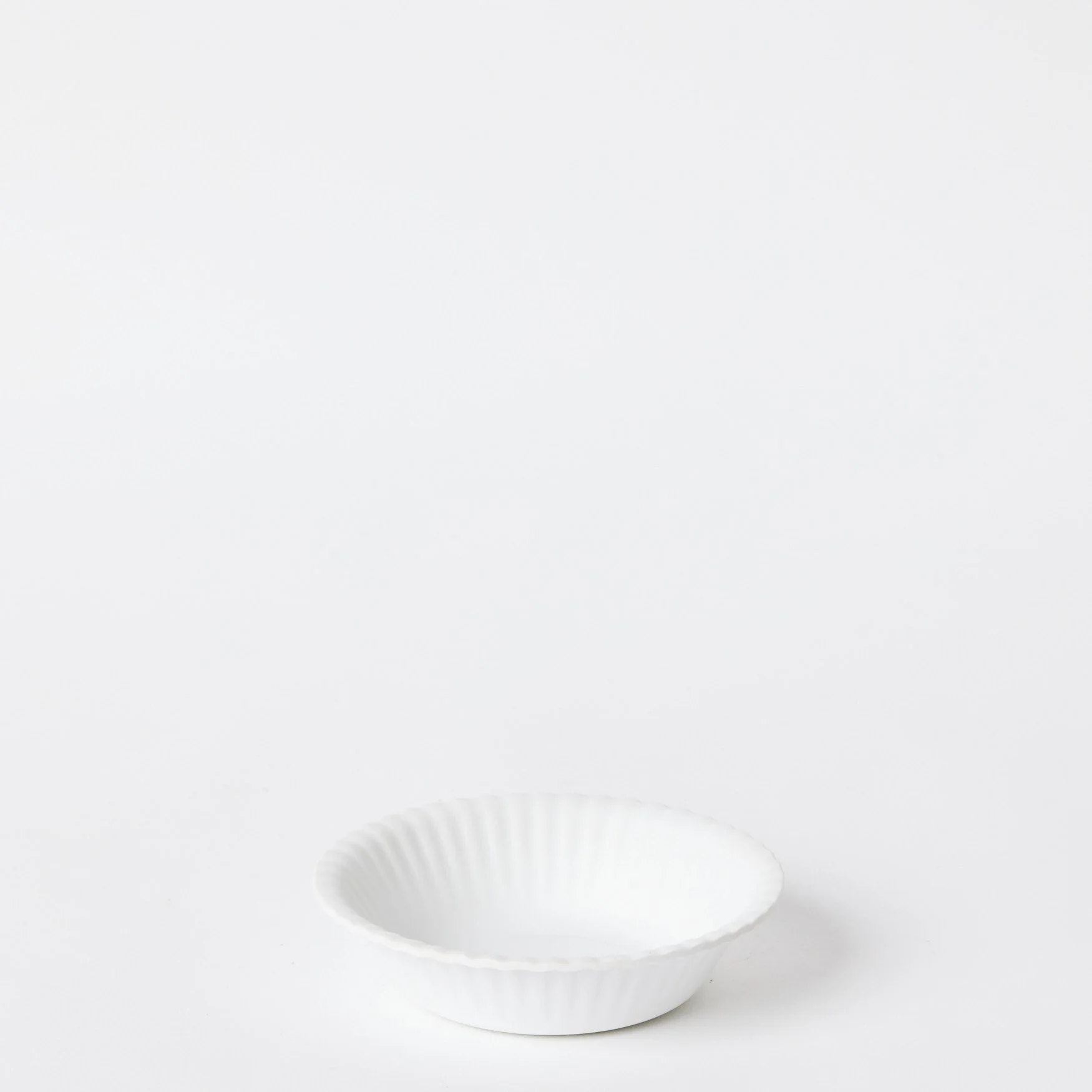 EST_Tableware_Bowls_WhiteNeutral_DKBOWL0023_15D_01.jpg