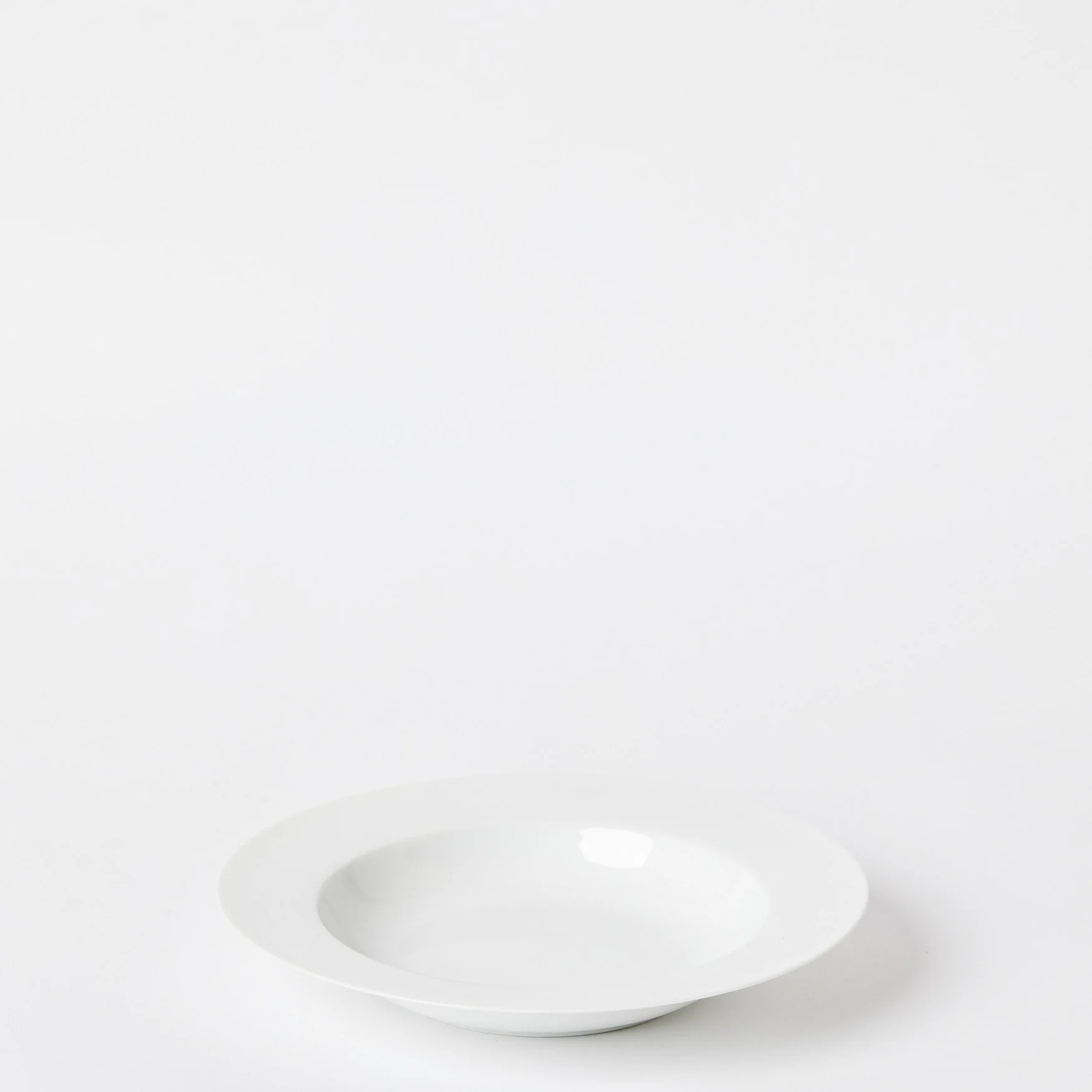 EST_Tableware_Bowls_WhiteNeutral_ESTBOWL0077_22D_01.jpg