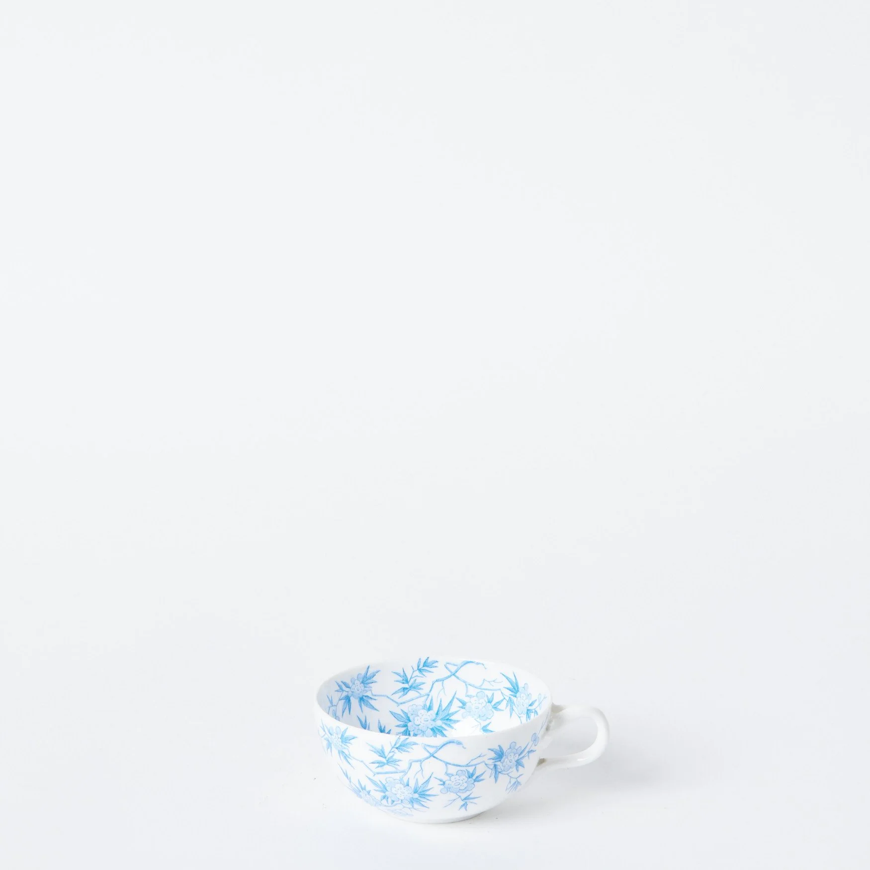EST_Tableware_Cups_Blue_ESTCUP0046_9D_01.jpg