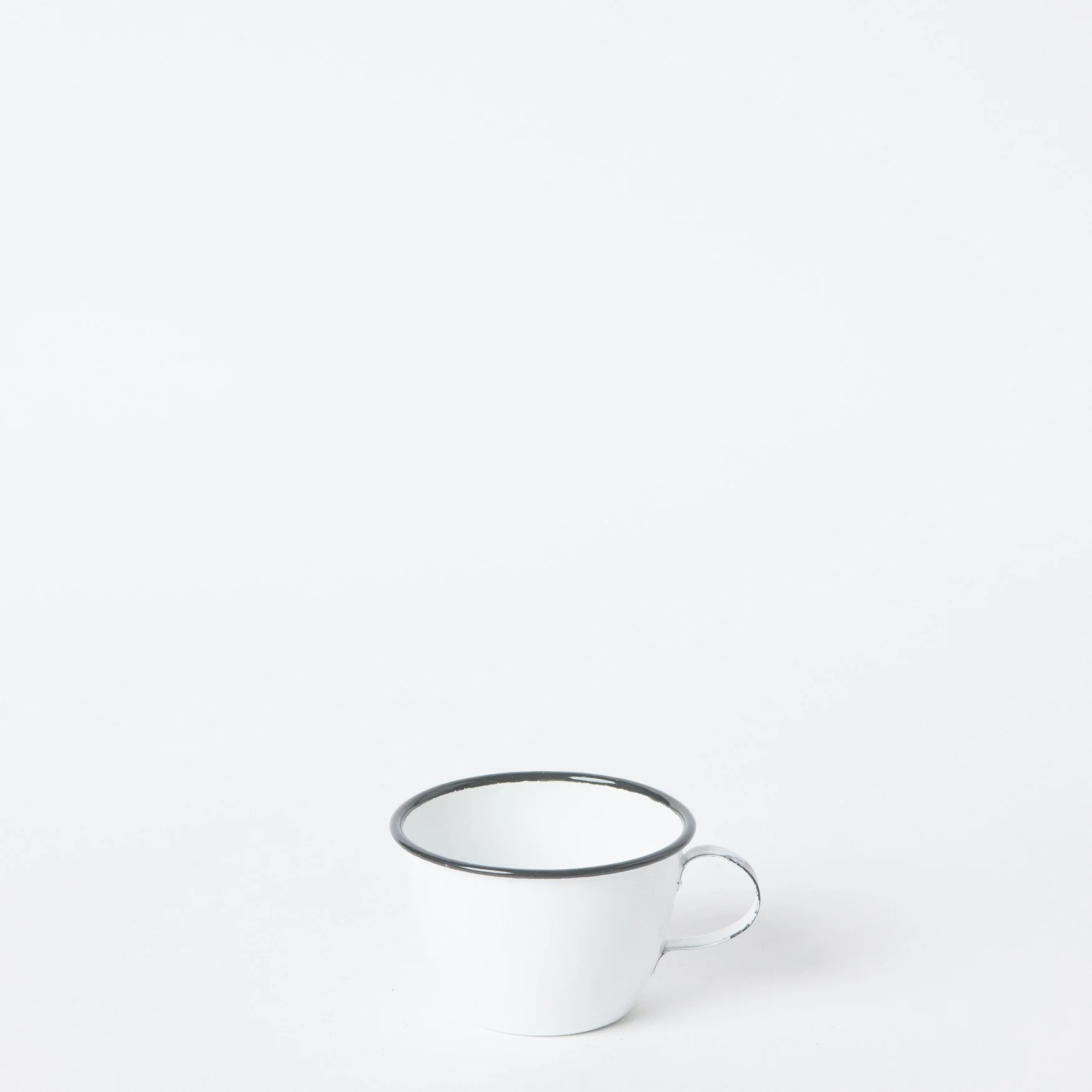 EST_Tableware_Cups_Enamel_DKCUP0096_9D_01.jpg