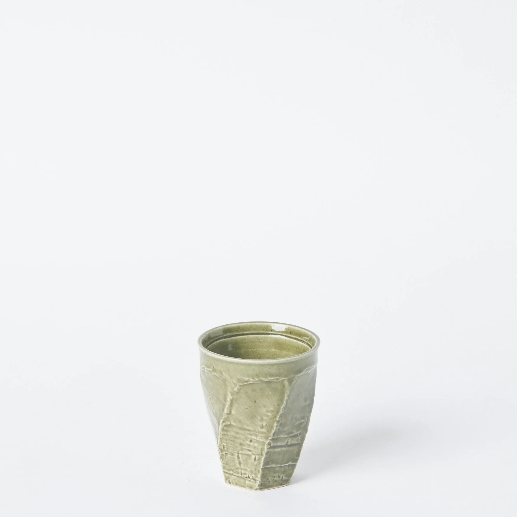 EST_Tableware_Cups_Green_ESTCUP0051_8D_01.jpg