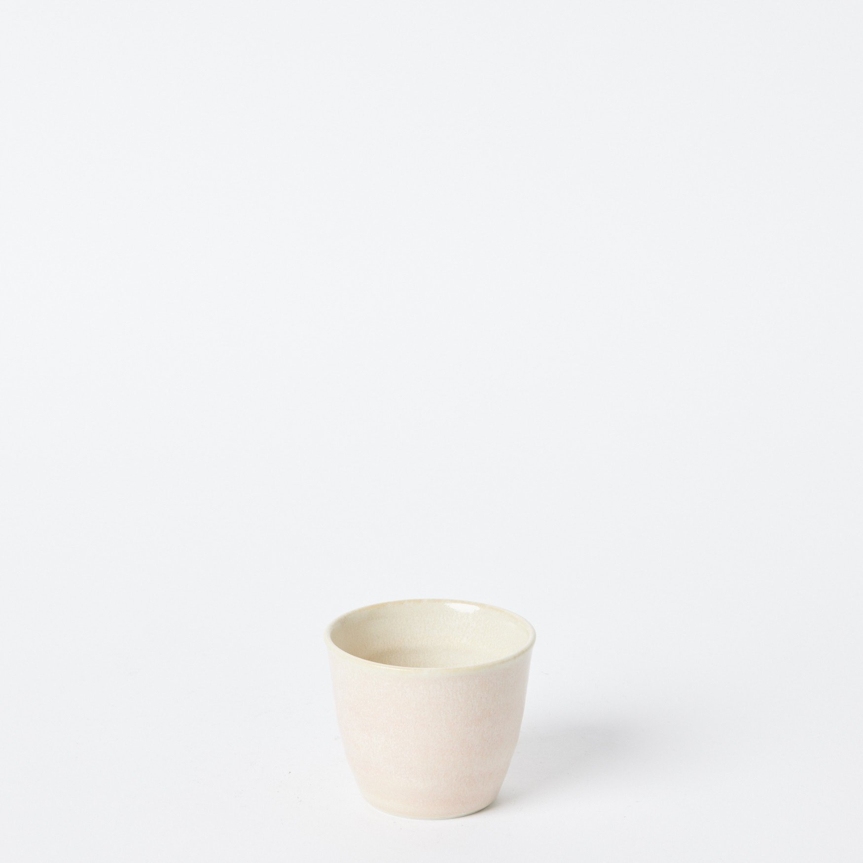 EST_Tableware_Cups_Pink_DKCUP0088_8D_01.jpg