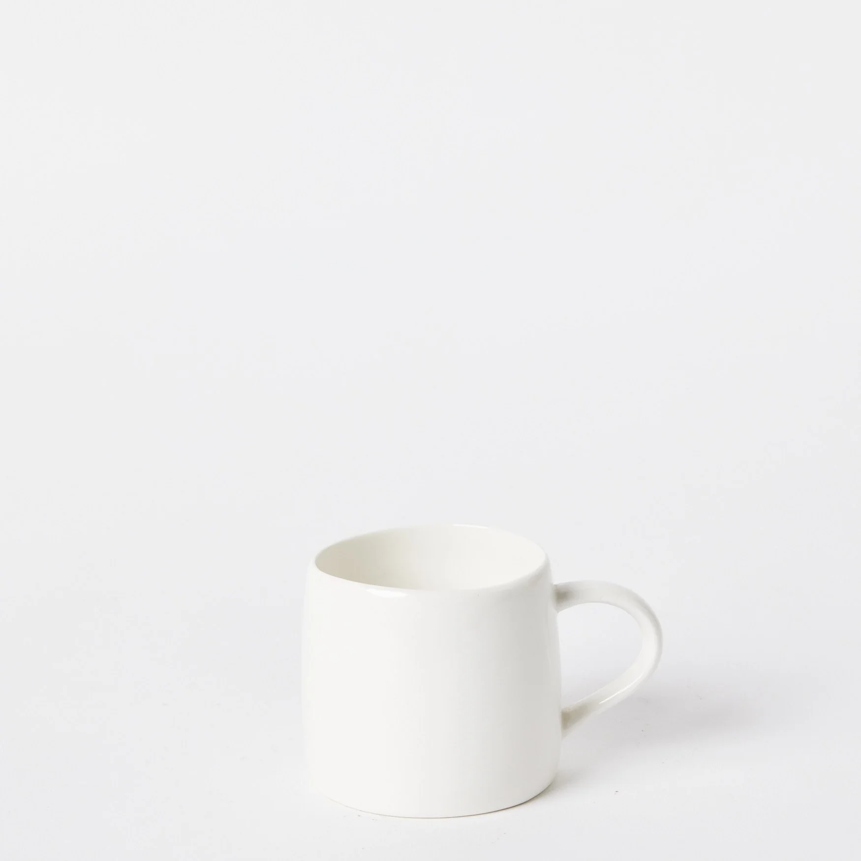 EST_Tableware_Cups_WhiteNeutral_ESTCUP0016_7D_01.jpg
