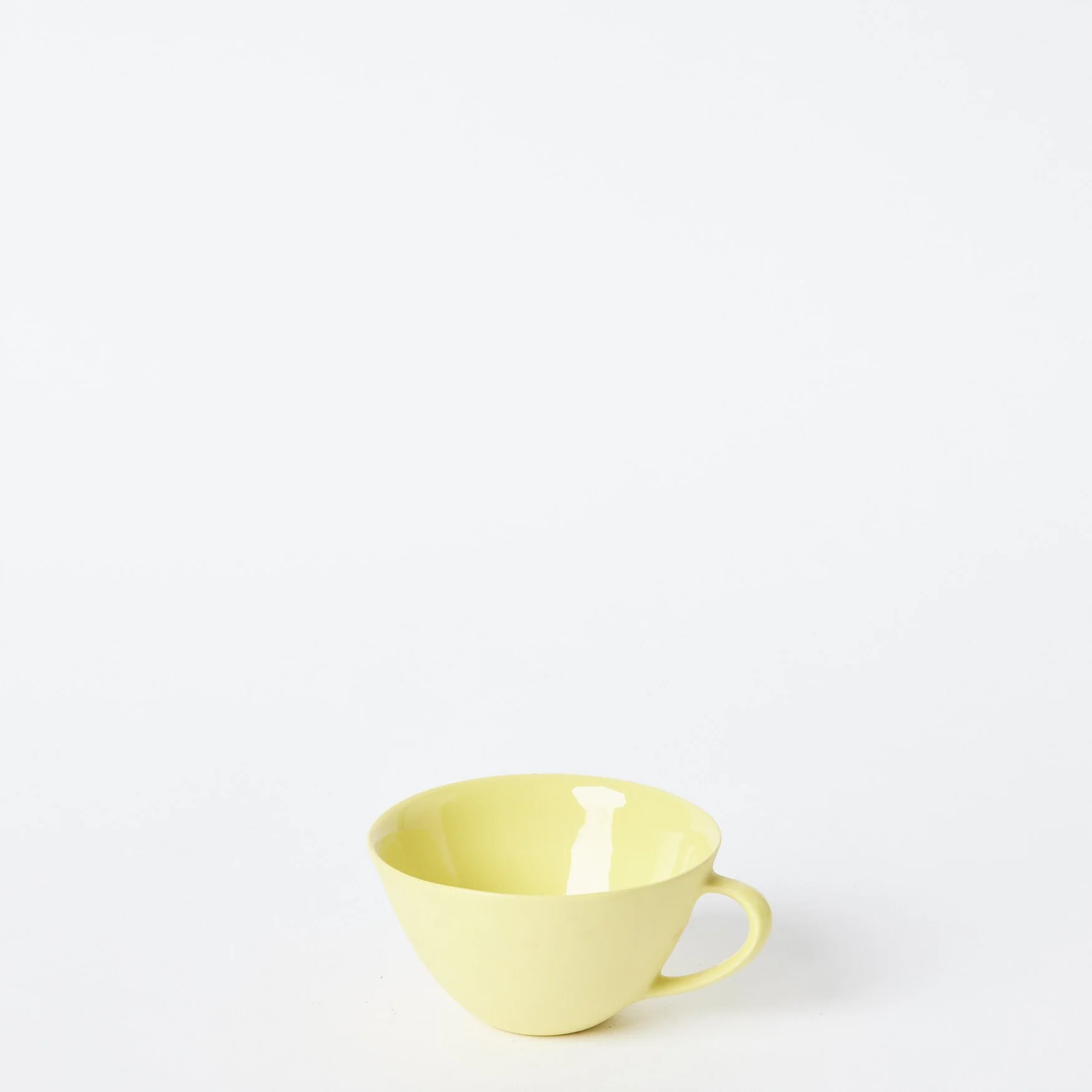 EST_Tableware_Cups_Yellow_DKCUP0087_11D_01.jpg