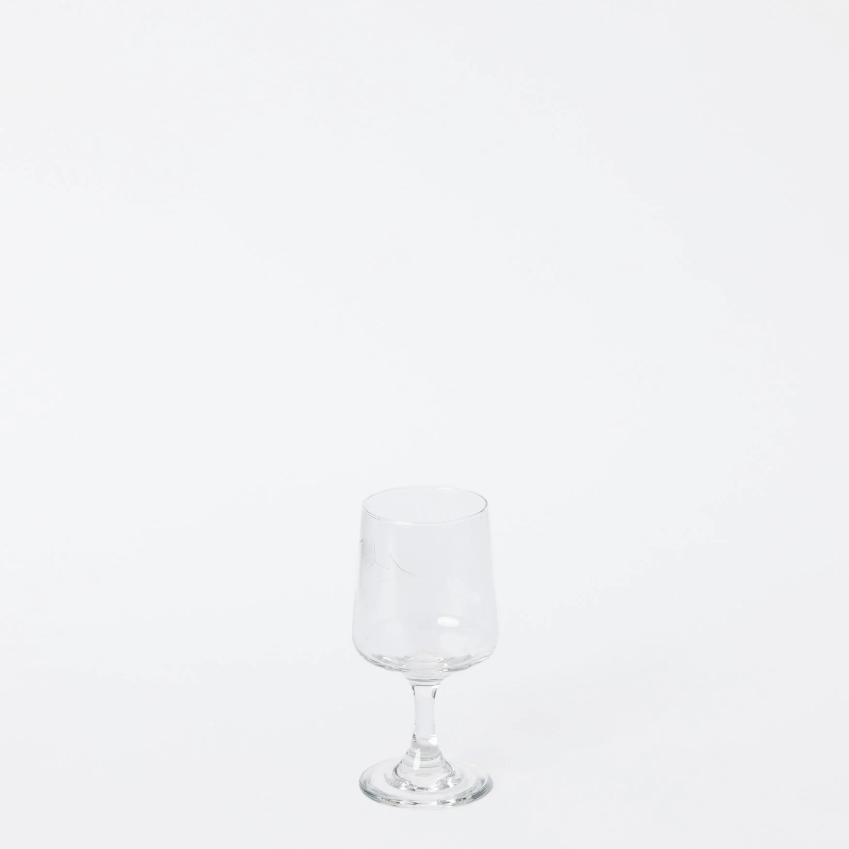 EST_Tableware_Glasses_Glass_ESTGLASS0095_6Dx13H_01.jpg