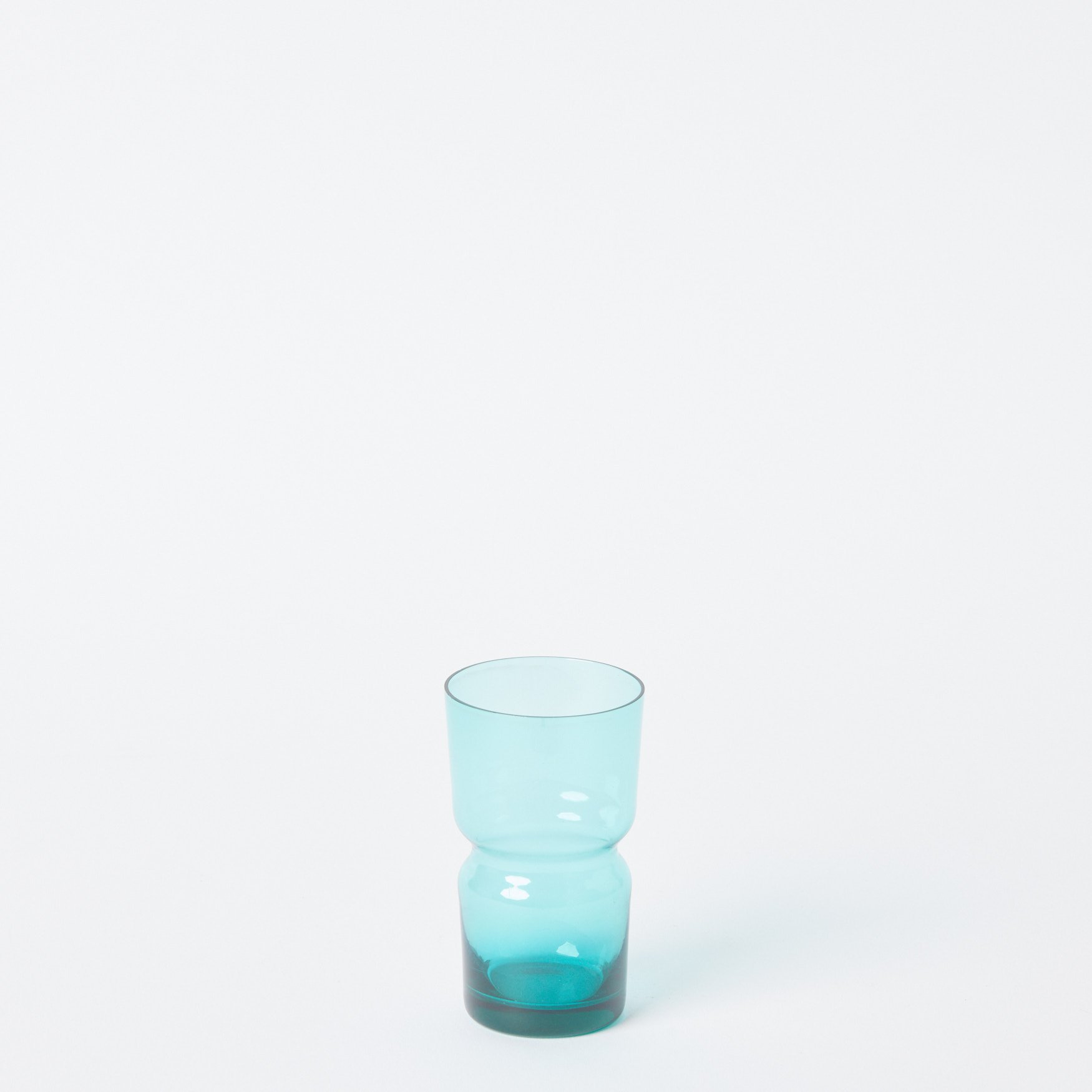EST_Tableware_Glasses_Green_ESTGLASS0014_7D_01.jpg