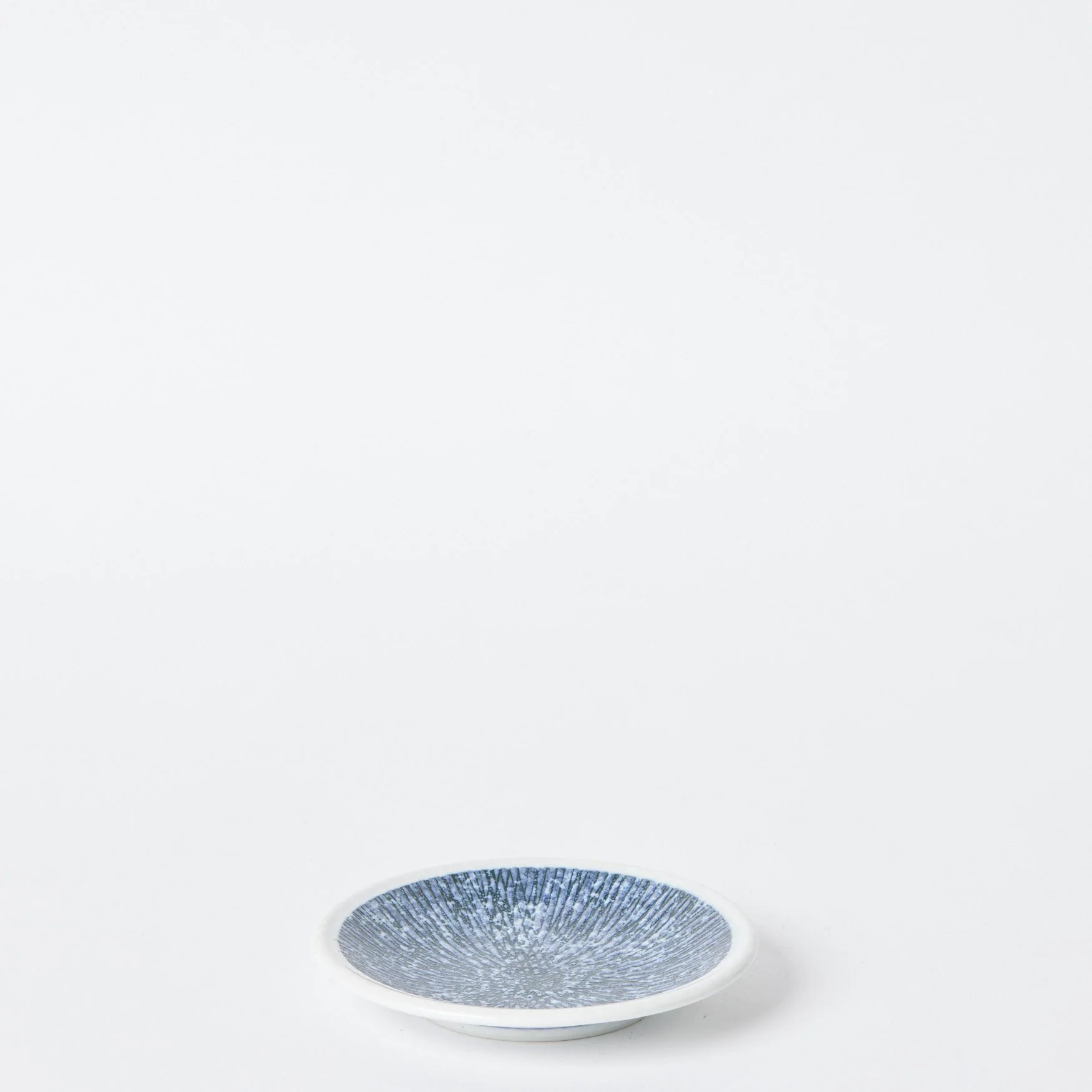 EST_Tableware_Plates_Blue_ESTPLATE0255_14D_01.jpg