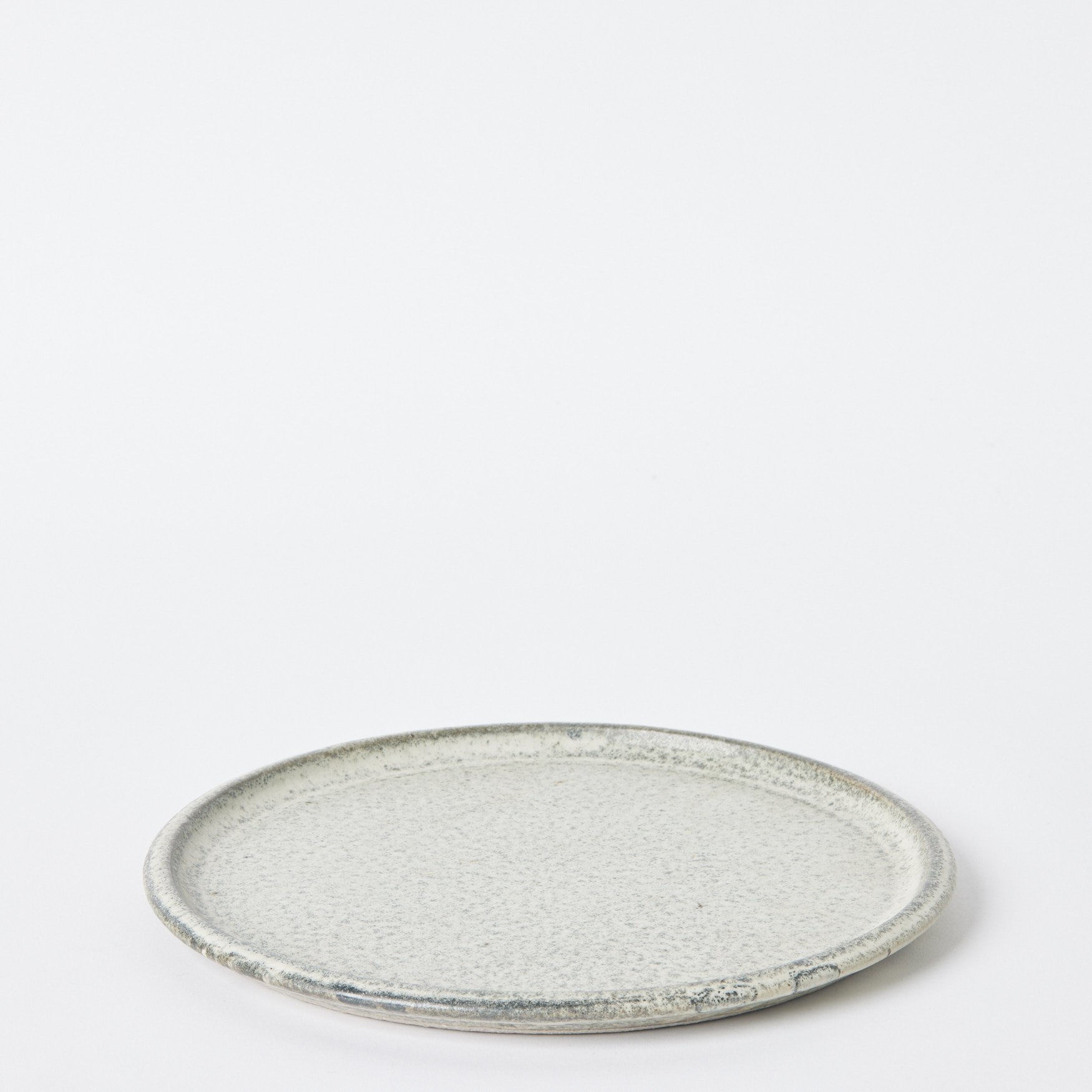 EST_Tableware_Plates_Grey_DKPLATE0486_26D_01.jpg