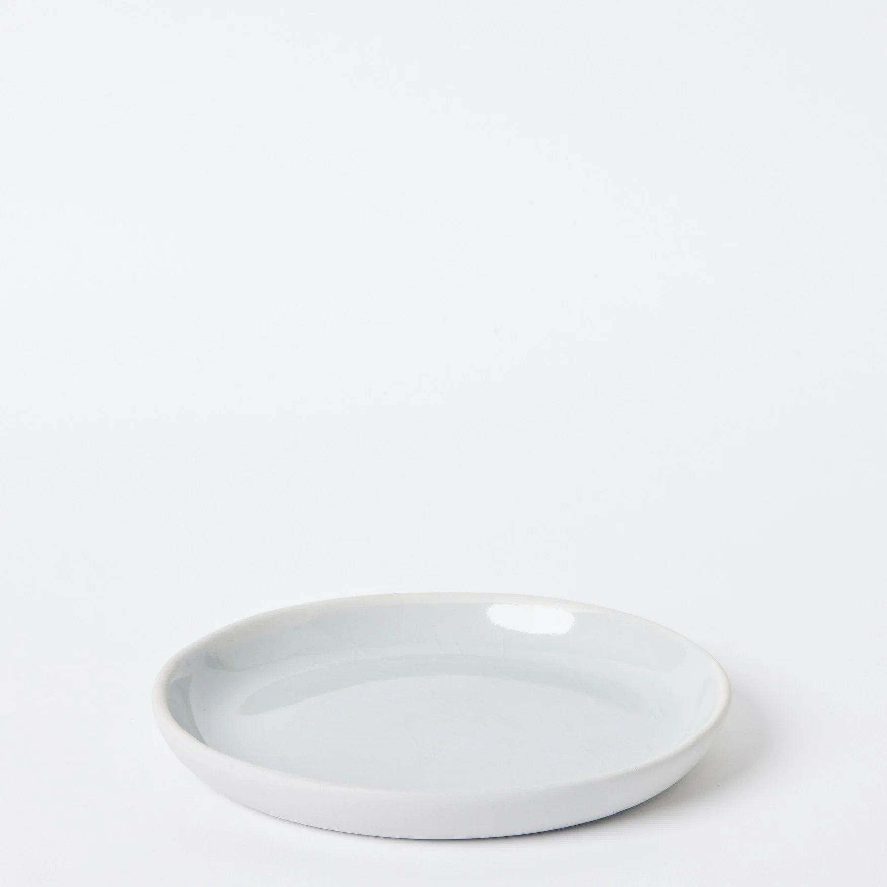 EST_Tableware_Plates_Grey_DKPLATE0497_23D_01.jpg