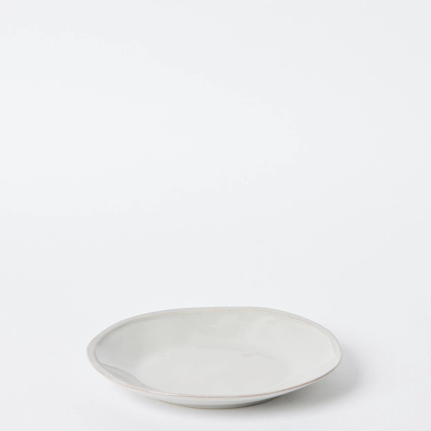 EST_Tableware_Plates_Grey_DKPLATE0504_21D_01.jpg