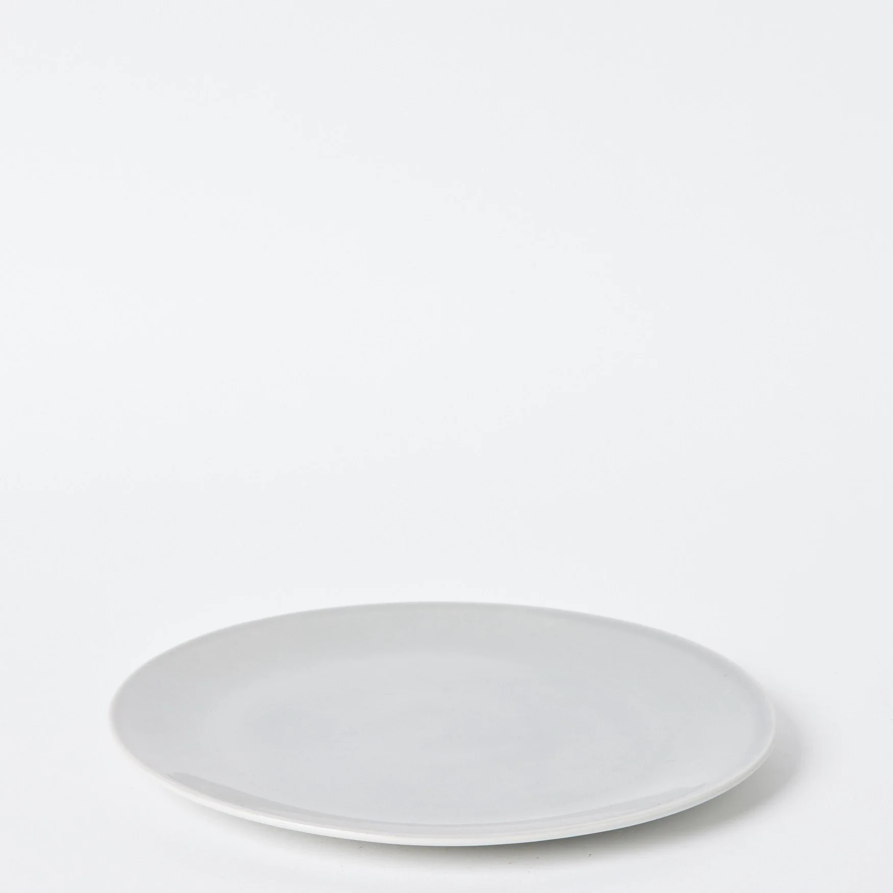 EST_Tableware_Plates_Grey_ESTPLATE0290_27D_01.jpg