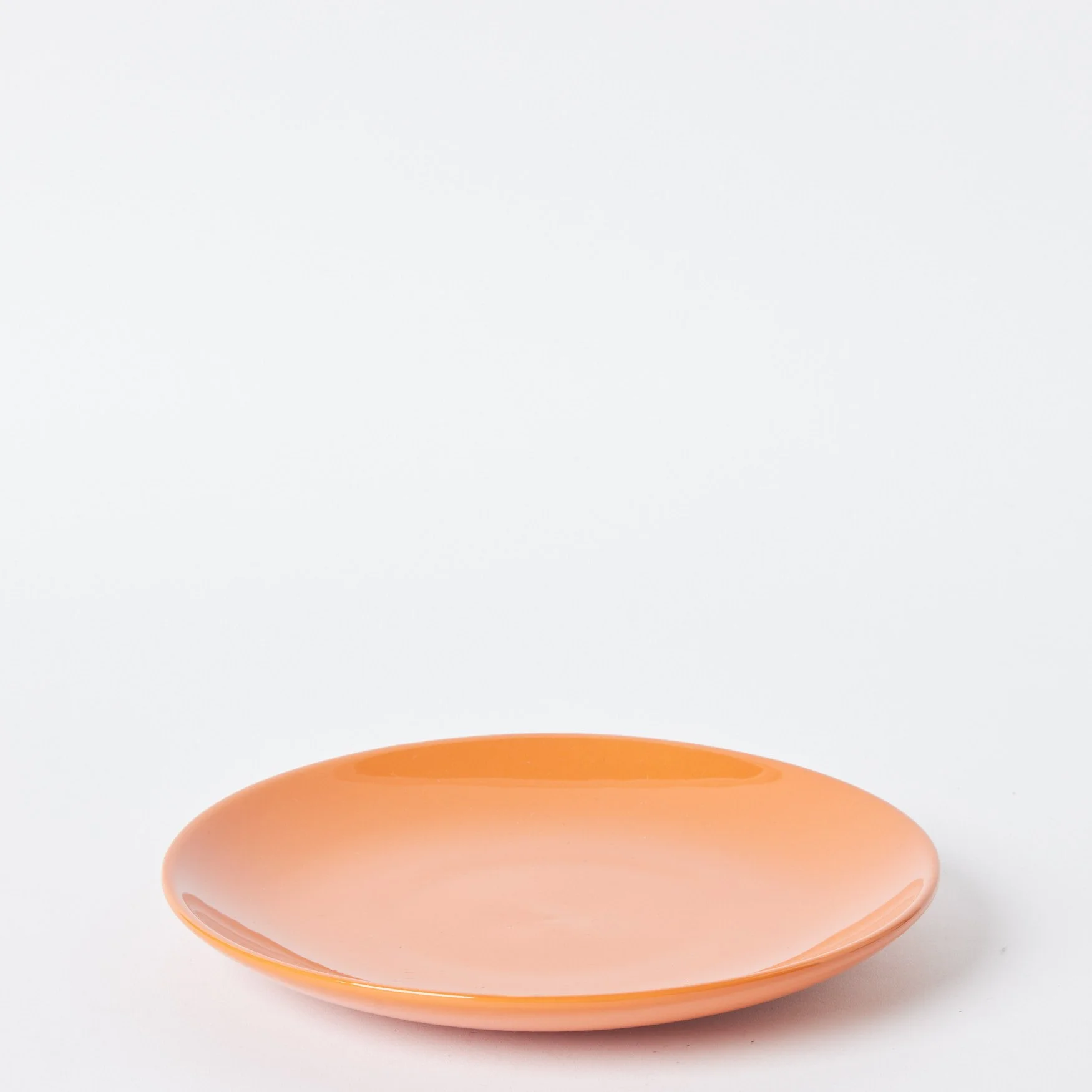 EST_Tableware_Plates_Orange_DKPLATE0337_26D_01.jpg