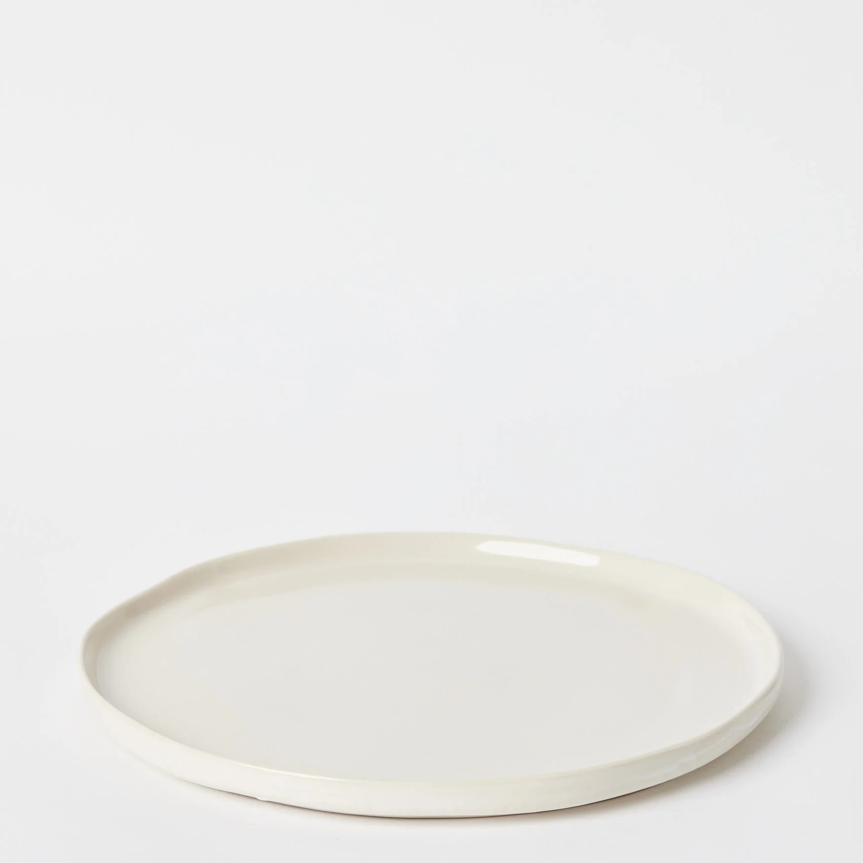 EST_Tableware_Plates_WhiteNeutral_DKPLATE0025_30D_01.jpg