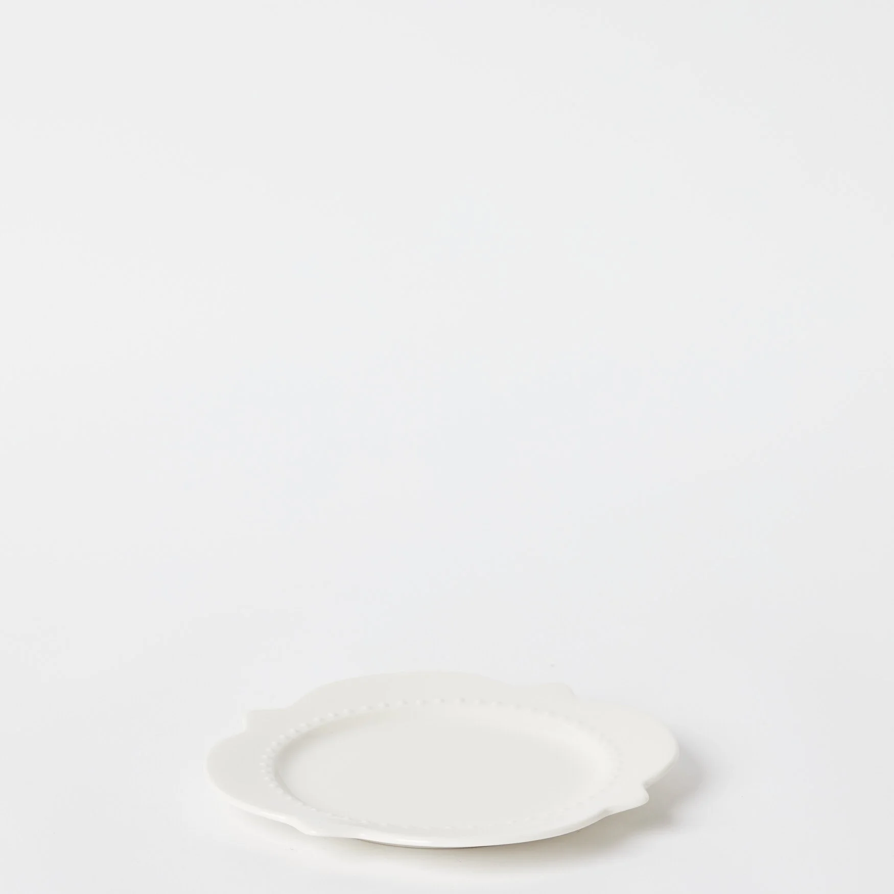 EST_Tableware_Plates_WhiteNeutral_DKPLATE0044_20D_01.jpg