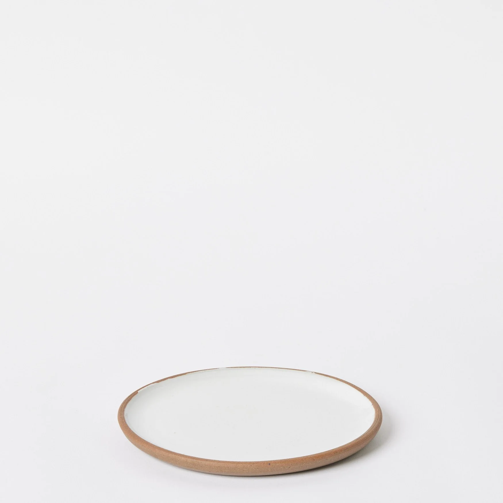 EST_Tableware_Plates_WhiteNeutral_ESTPLATE0105_19D_01.jpg