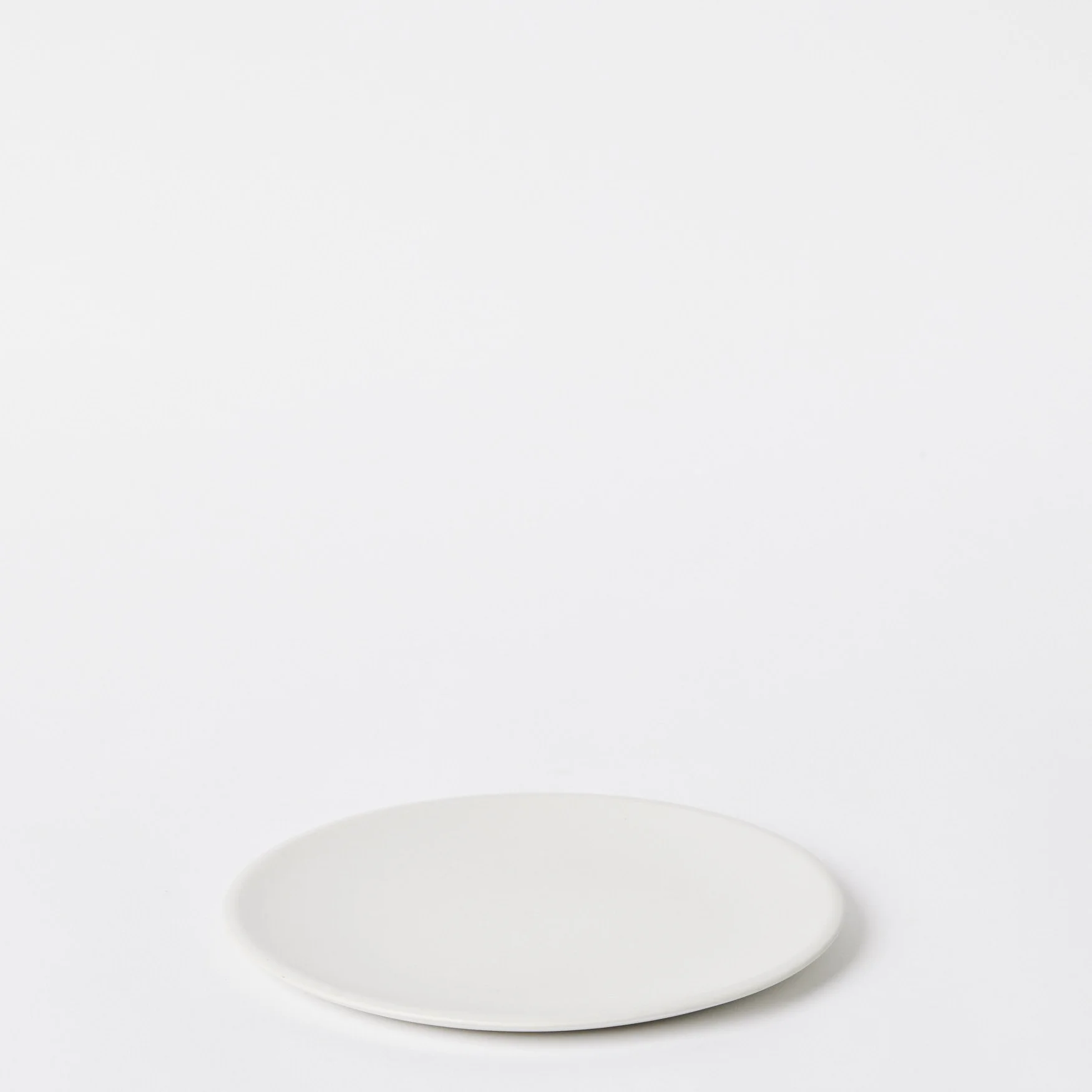EST_Tableware_Plates_WhiteNeutral_ESTPLATE0106_21D_01.jpg