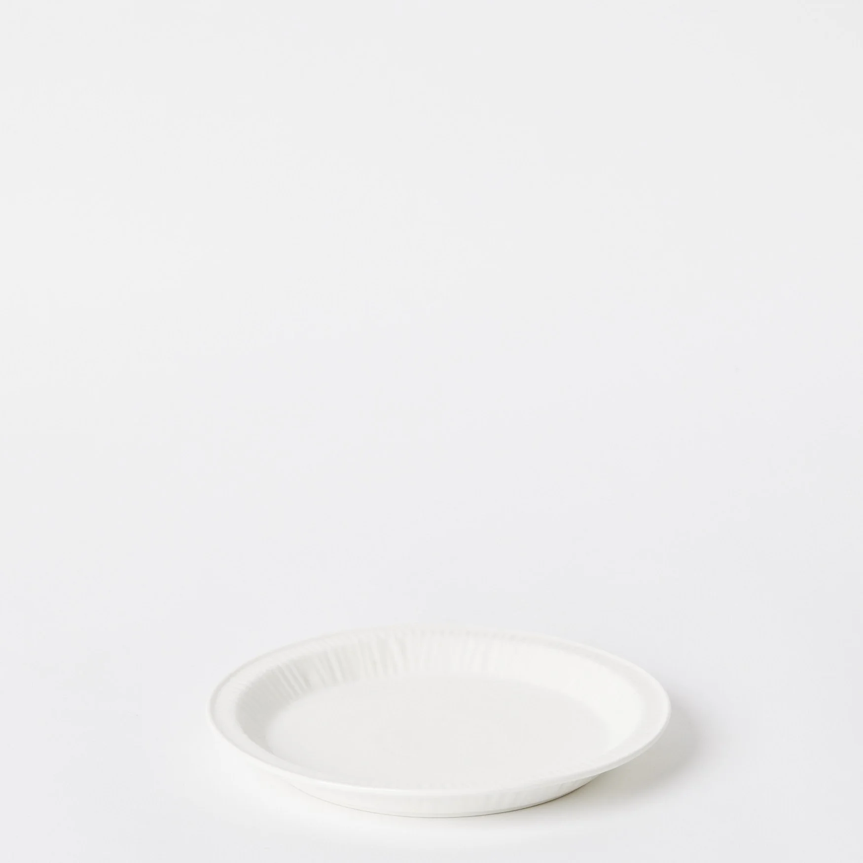 EST_Tableware_Plates_WhiteNeutral_ESTPLATE0118_20D_01.jpg
