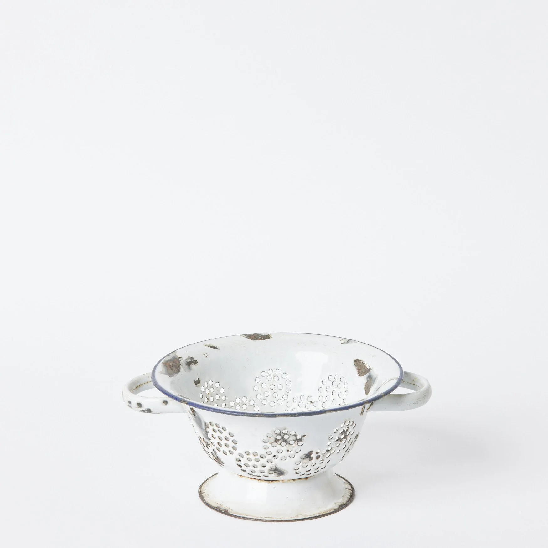 EST_Cookware_Strainers_Enamel_ESTSTRAIN0009_20D_01.jpg