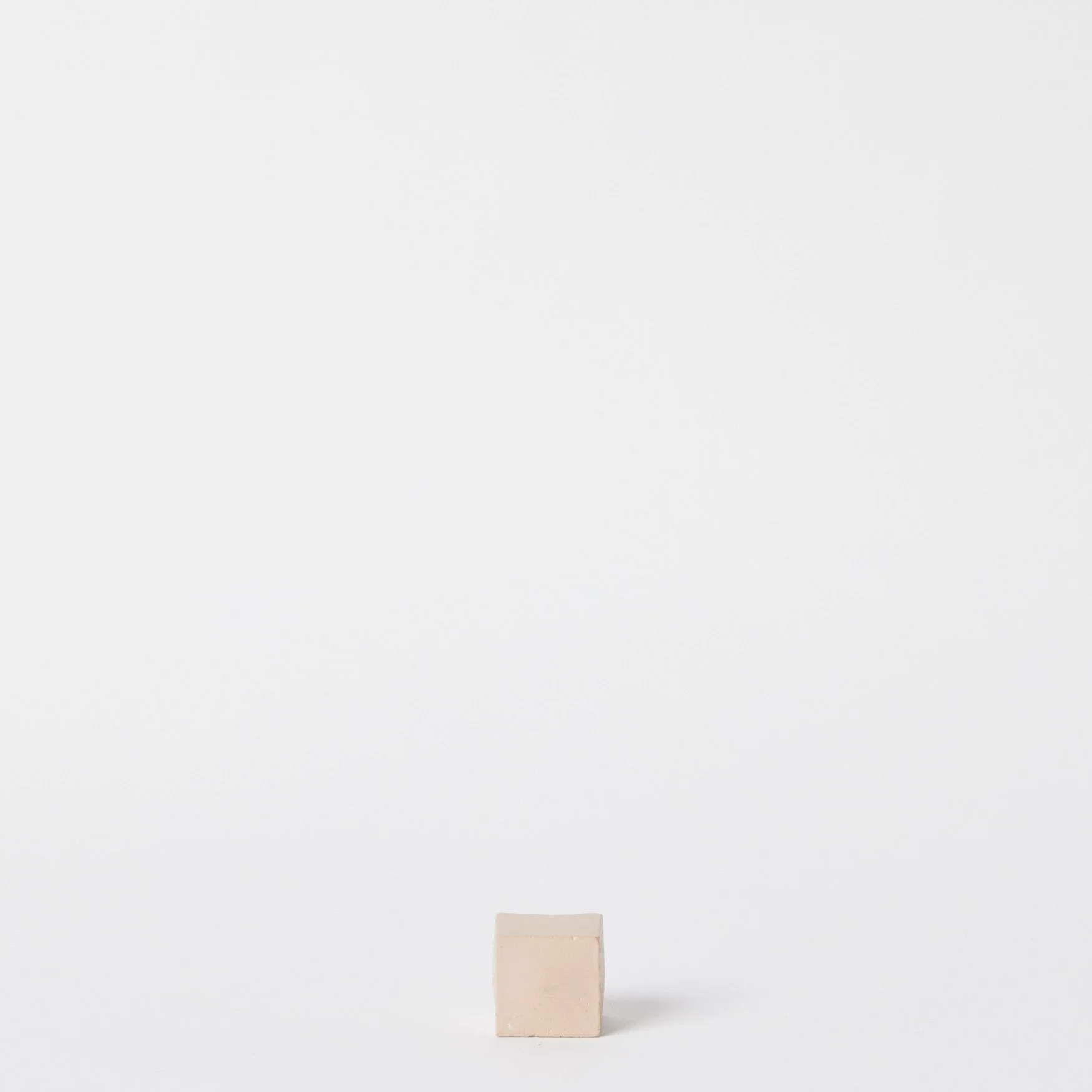 EST_Objects_Shapes_Pink_MGSHAPE0059_3Lx3Wx3H_01_x2.jpg