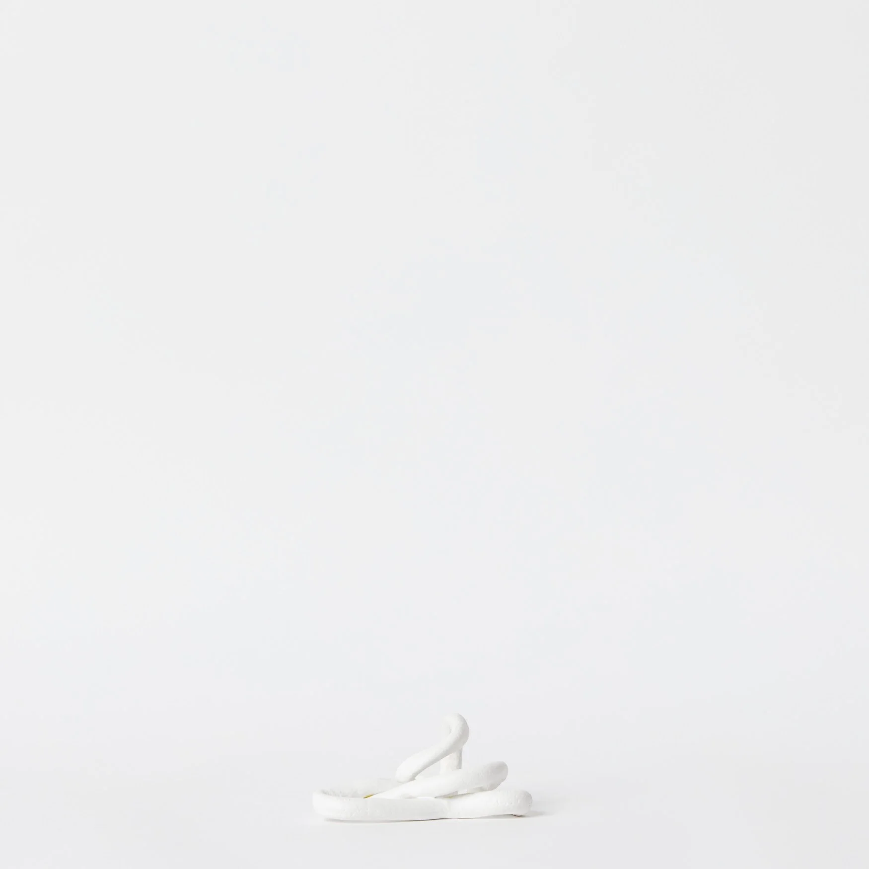 EST_Objects_Shapes_WhiteNeutral_MGSHAPE0018_6Hx10D_01.jpg