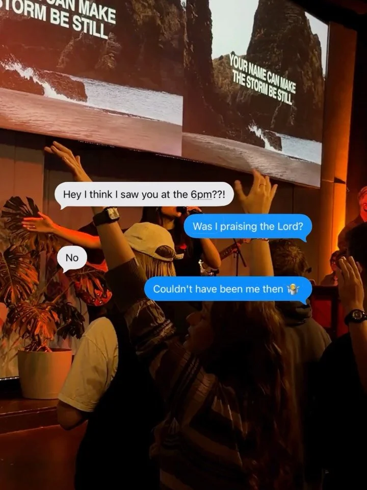 👀 COME TO THE 6PM!

Let's praise the Lord together! We've got a mean gathering planned &mdash; Worship &amp; the Word followed by post-gathering hangs (toasted marshmallows, outdoor fire &amp; live entertainment 🎶🎸)

Let's hang &mdash; see you soo