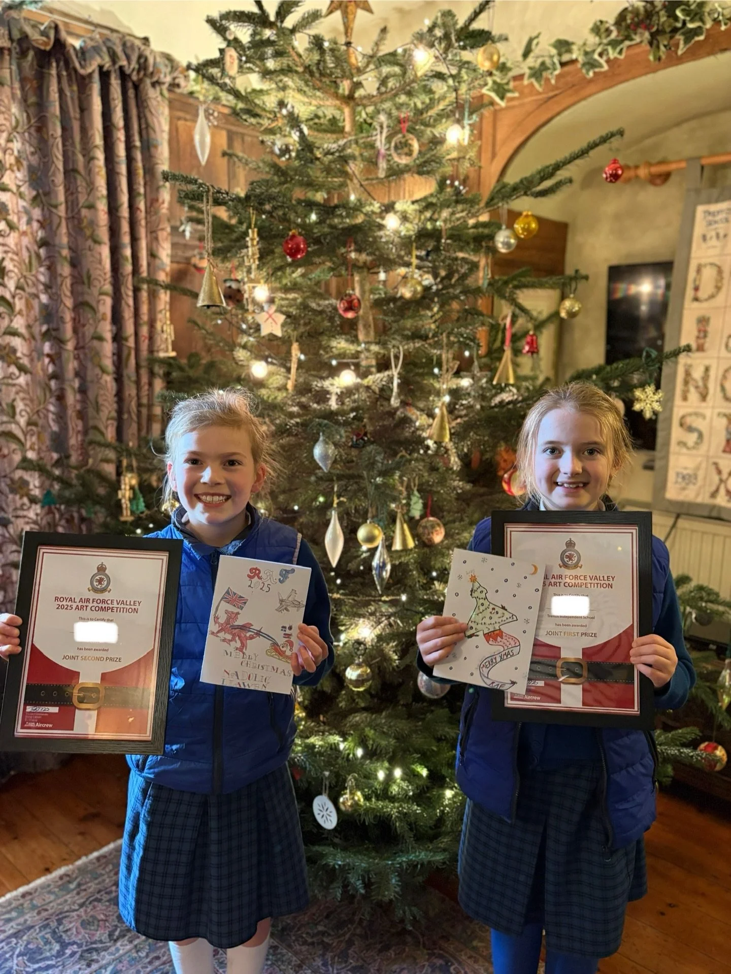 Congratulations to our talented pupils from Year 4 and Year 5 who won 1st and 2nd place in the RAF Valley Christmas Card Competition. They were thrilled to receive their printed cards, certificates, and prizes! 🎅🏼🎄

A big thank you to everyone at 