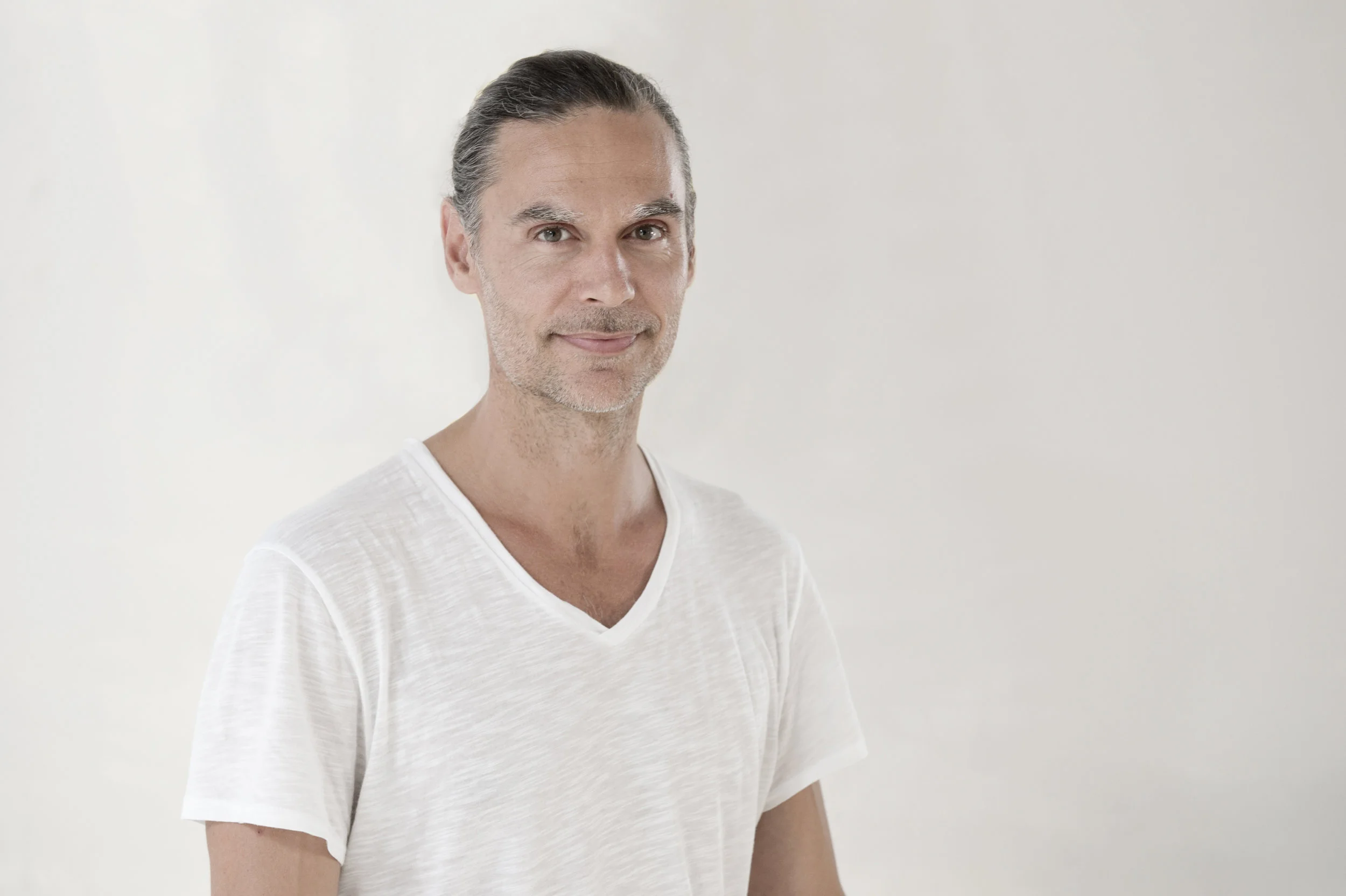Stefan Faust – Hatha Yoga – Das Yoga Haus Zürich