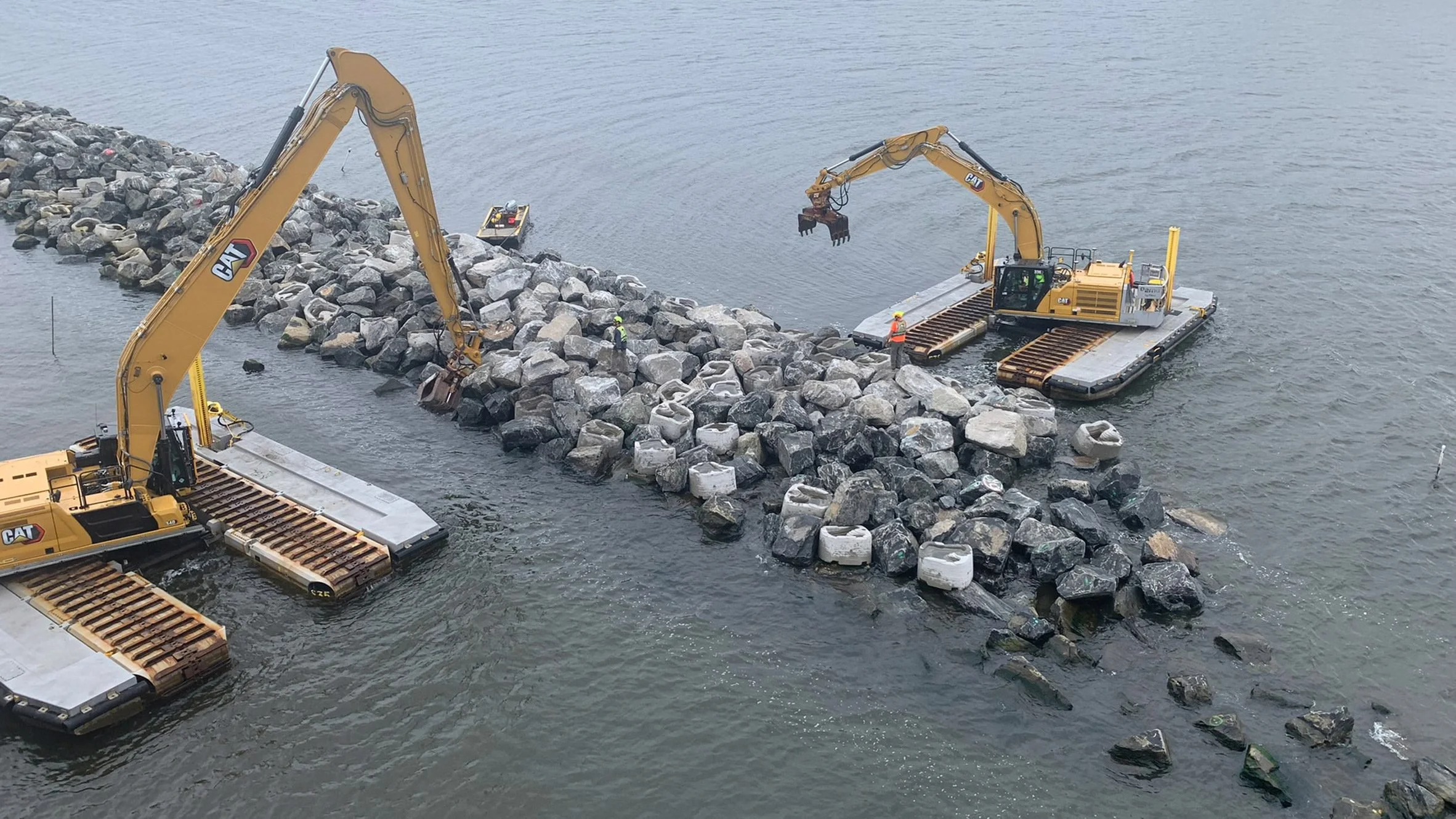 living-breakwaters-scape-coastal-defence-staten-island-new-york-landscape-architecture-obel-award_dezeen_2364_hero.jpg