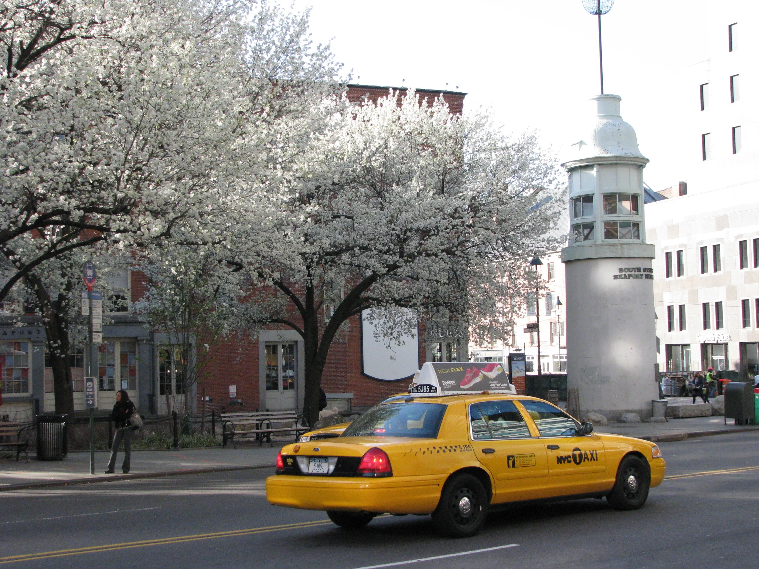South Street Seaport: Lighthouse with Titanic Commemorative Plaque