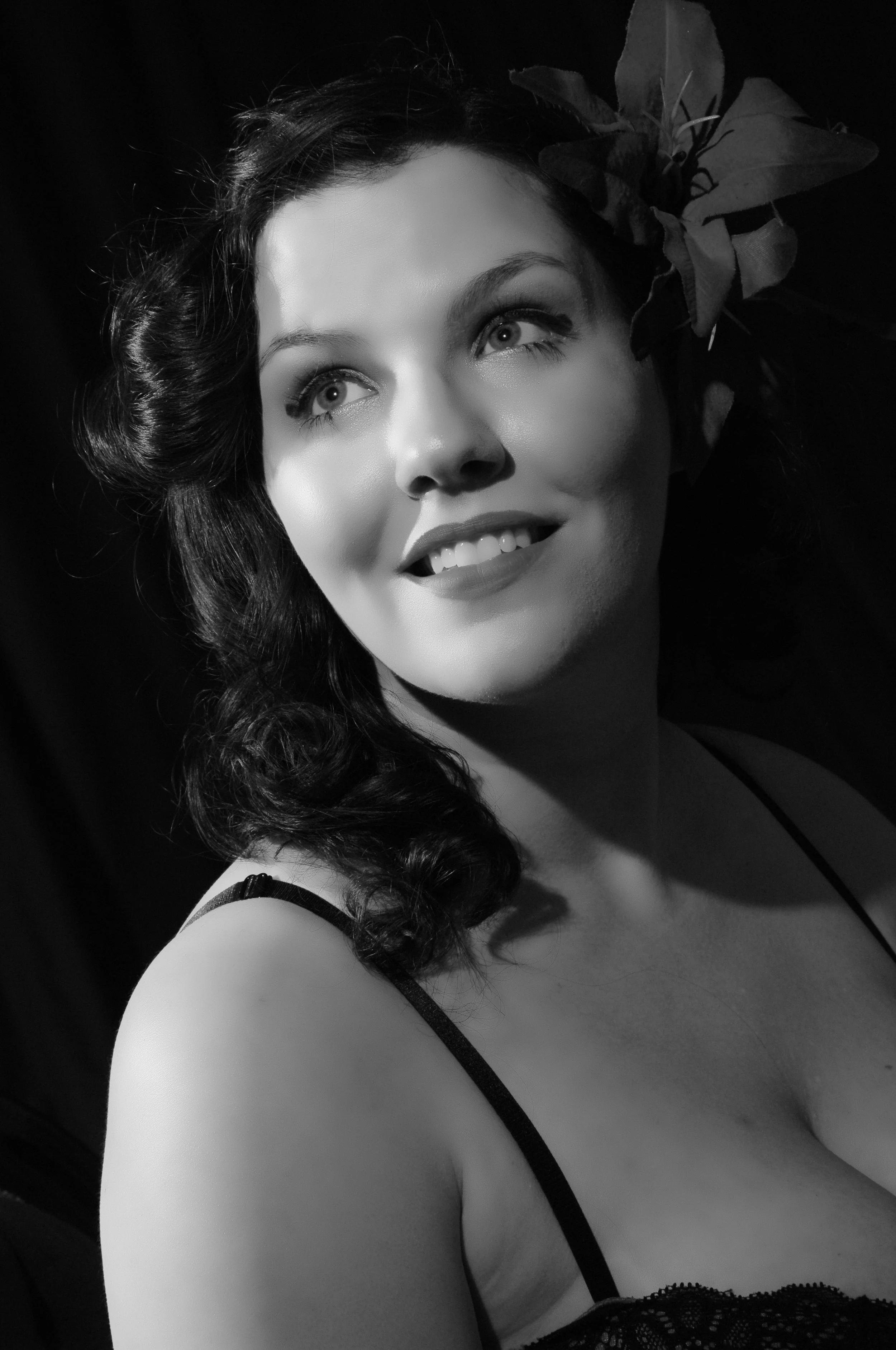 Hollywood Glamour by Vintage Girl Studios