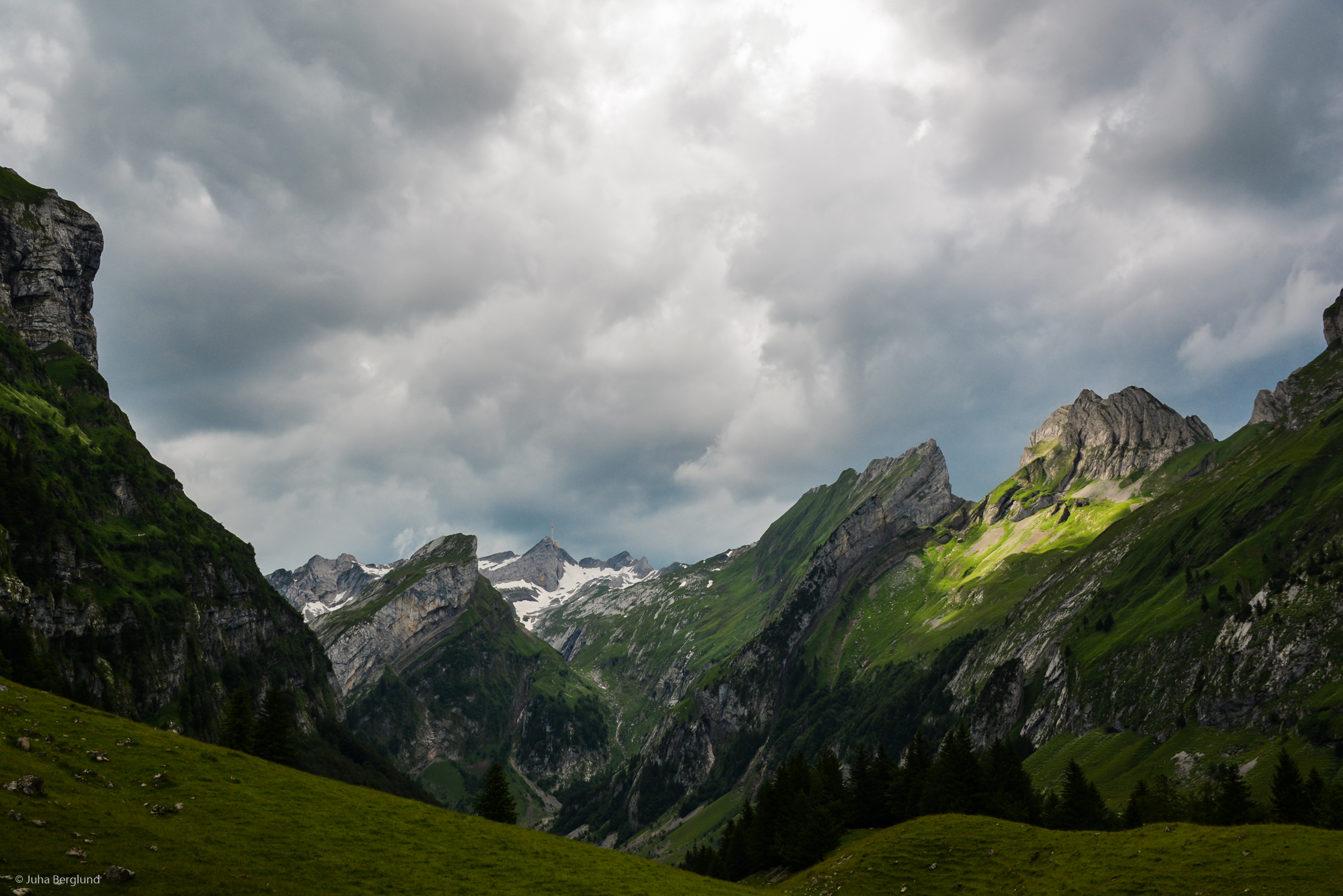 Untitled-3.jpg
