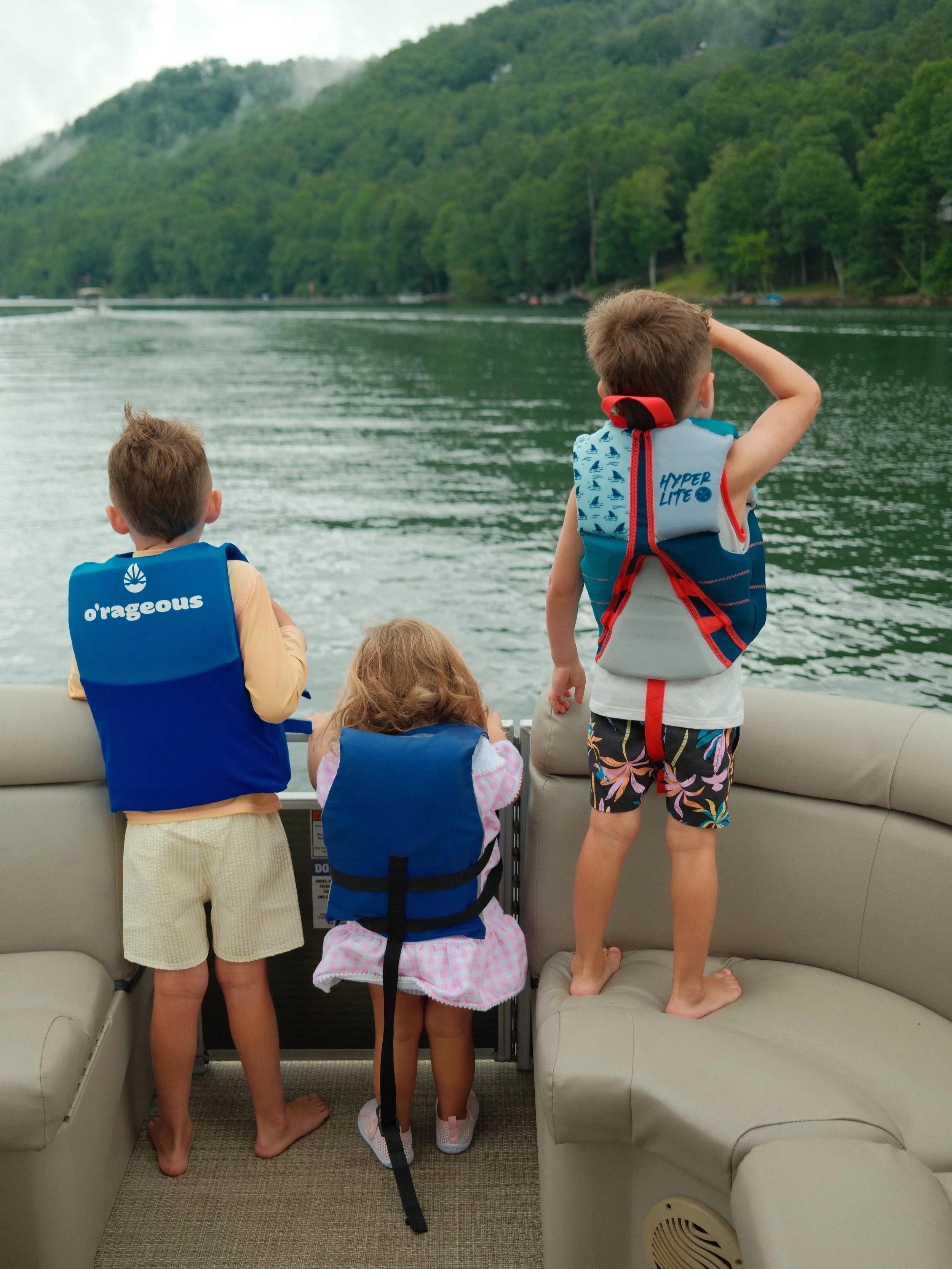 A time was had in North Carolina! Jake knee boarded, mama wakeboarded, Luca went dangerously high on the tree swing, we fished, mimi turned 60, sunny girl turned two. A time was had 🚤
