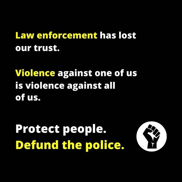 ✊🏽