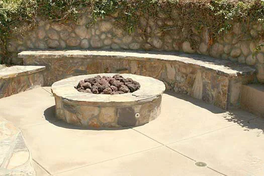 Fire-Pit-With-Rock-Work-Custom-Masonry.jpg