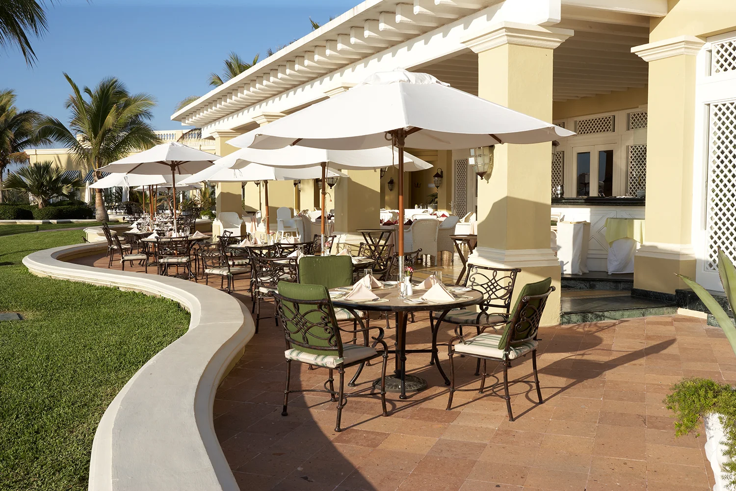 Cafe at Pueblo Bonito