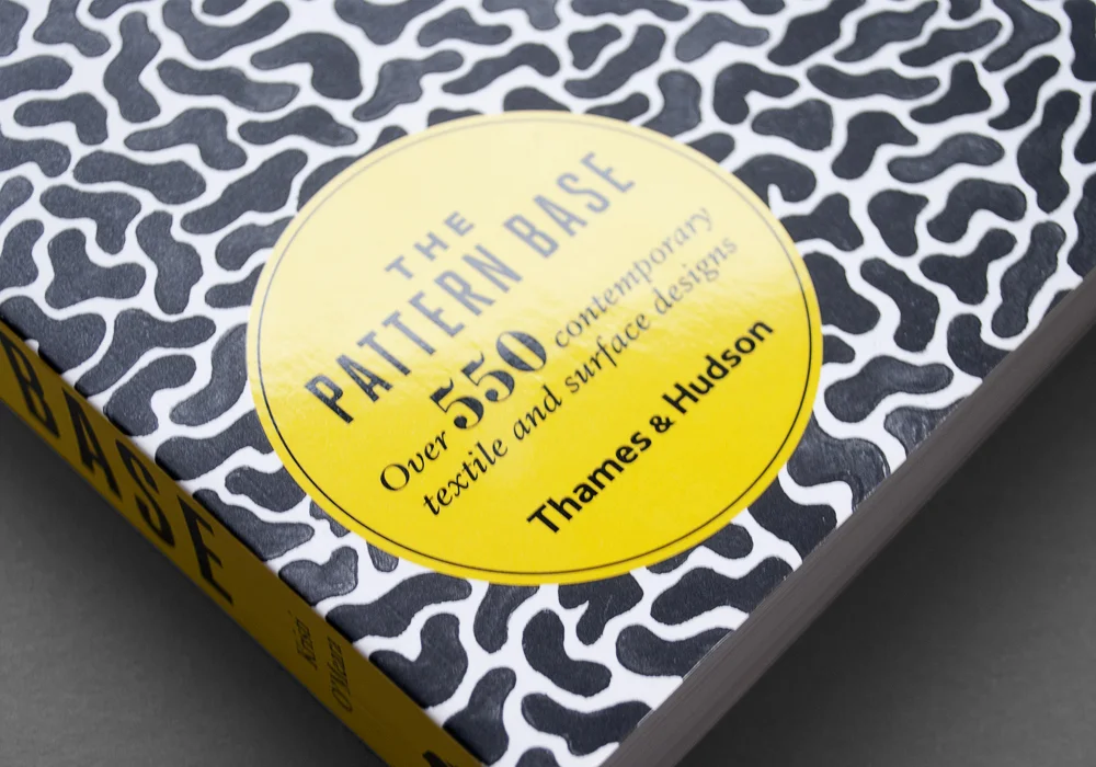 The Pattern Base: Over 550 Contemporary Textile Surface Designs // Thames & Hudson