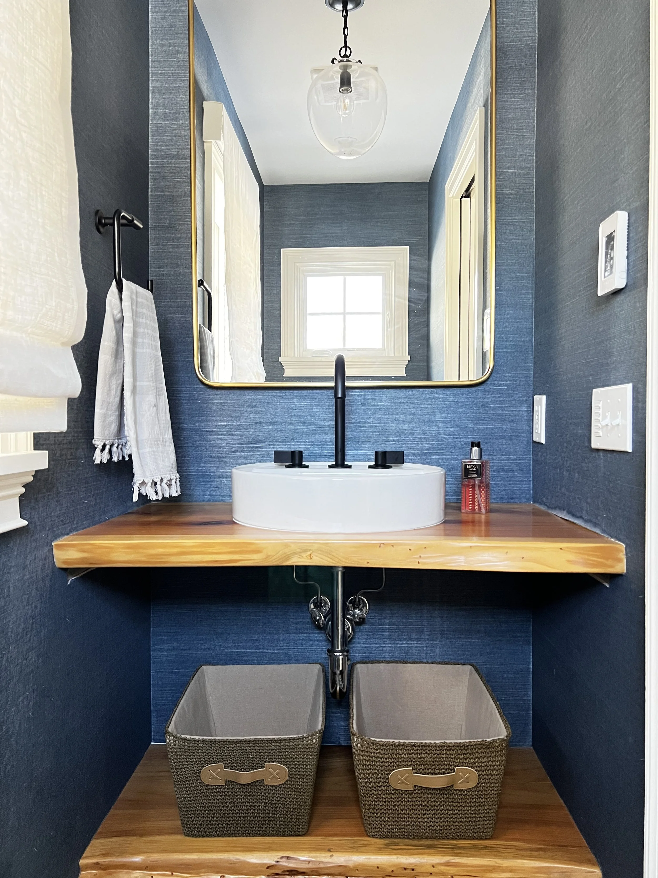 powder room_File_000.jpeg